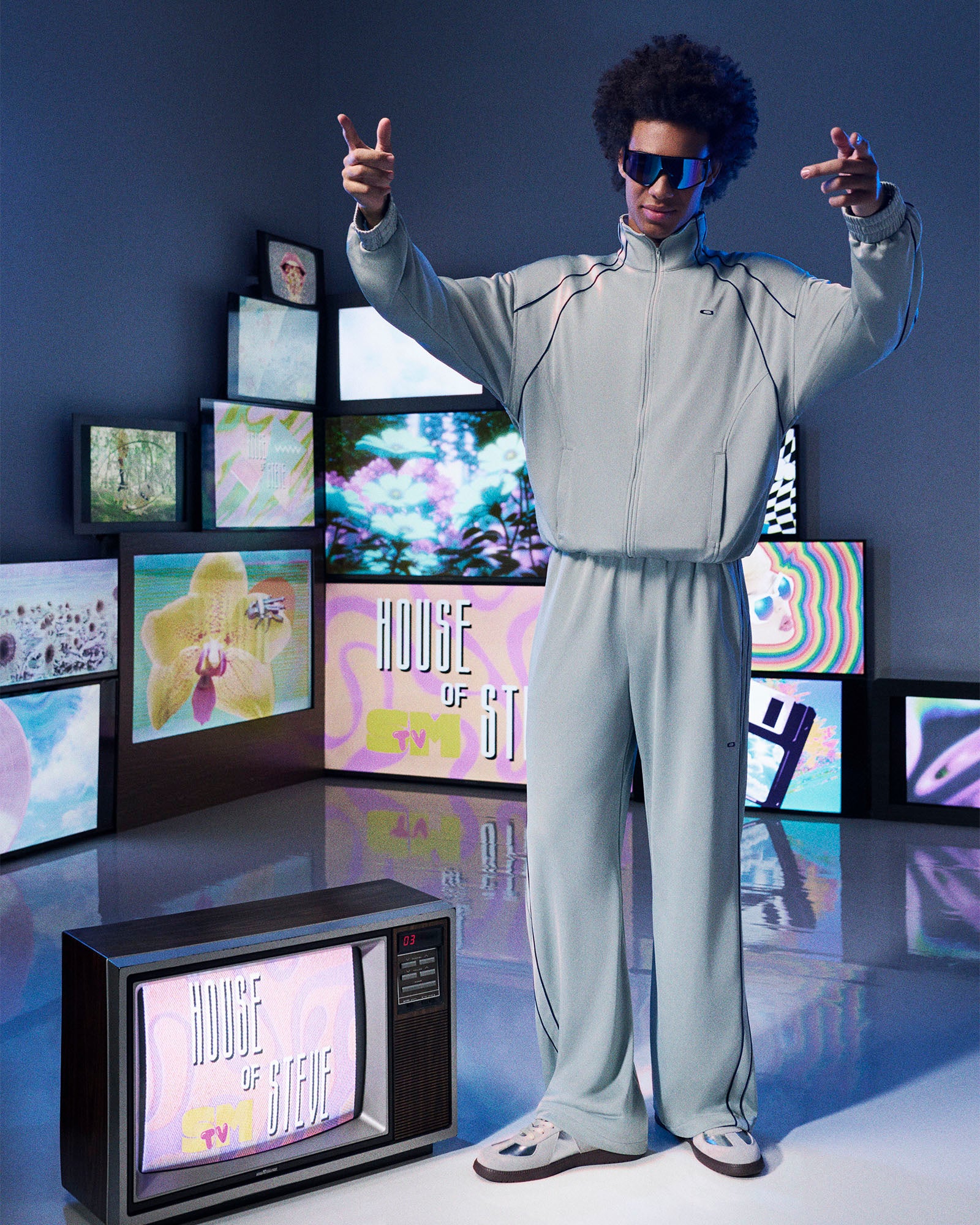 DIXON SILVER、mySite、gtrtttuynbv