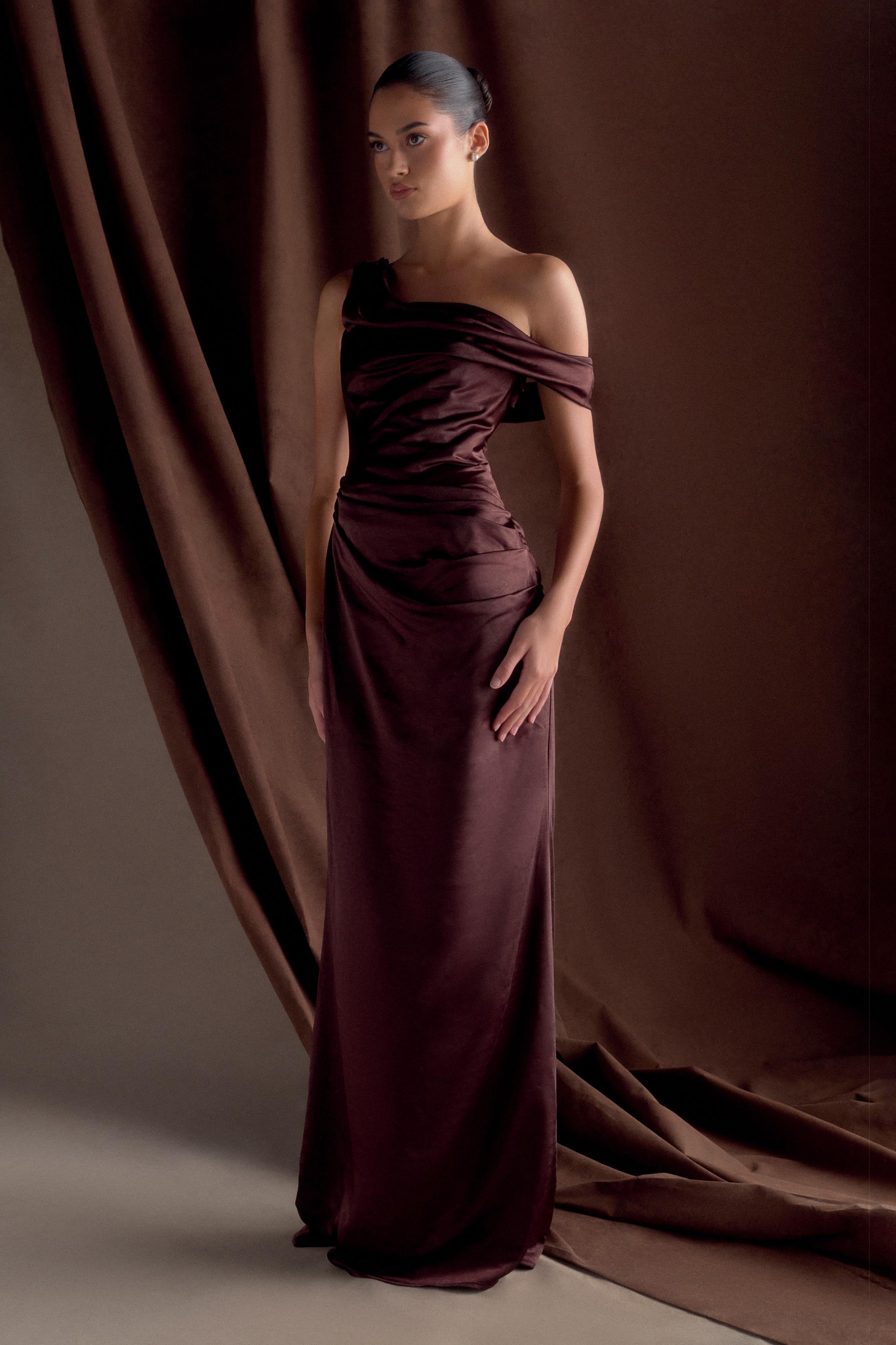 Dalia Off Shoulder Satin Maxi Dress - Dark Chocolate、mySite、solidvoid