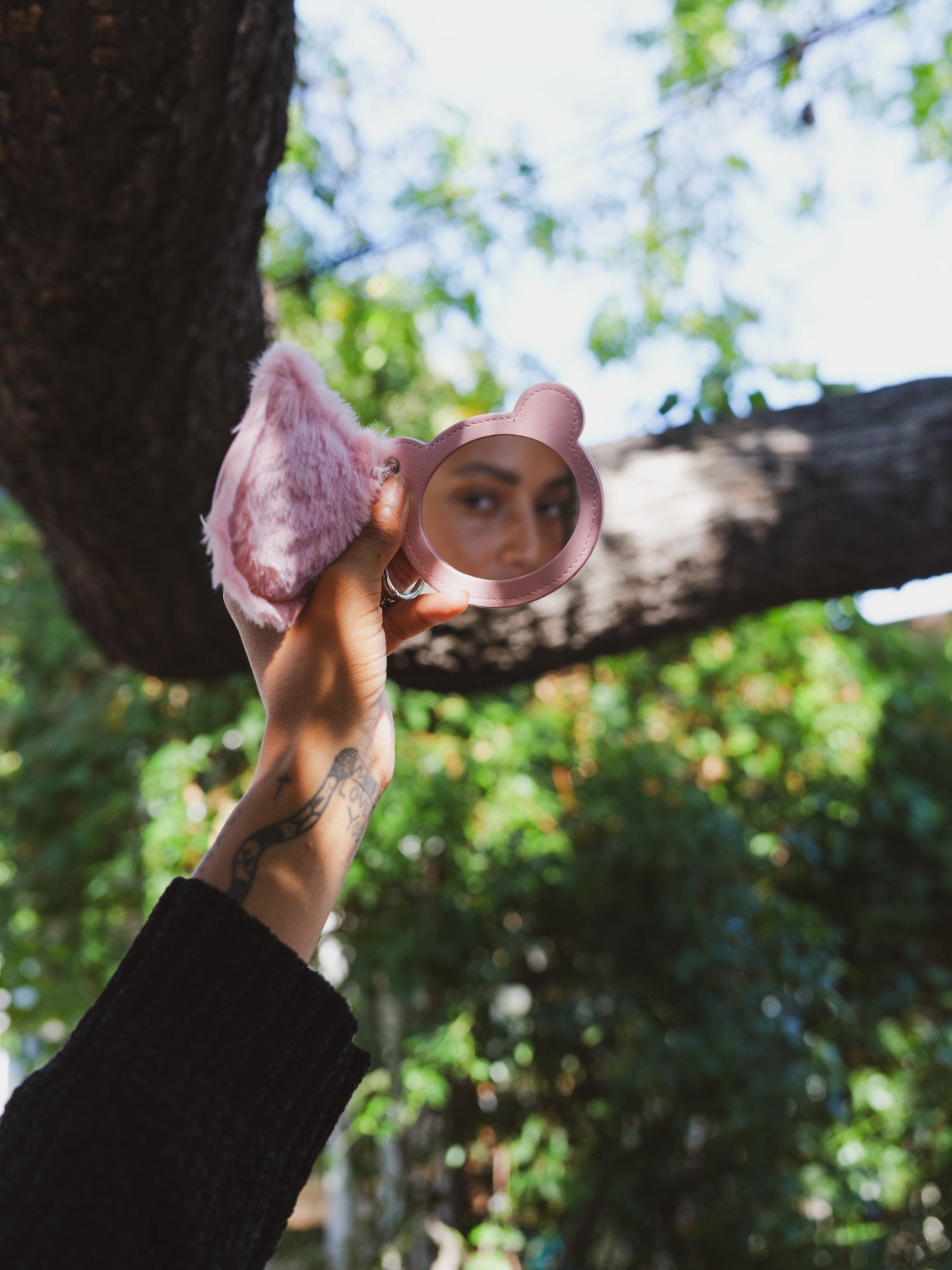 {product_title} - {shop_name}