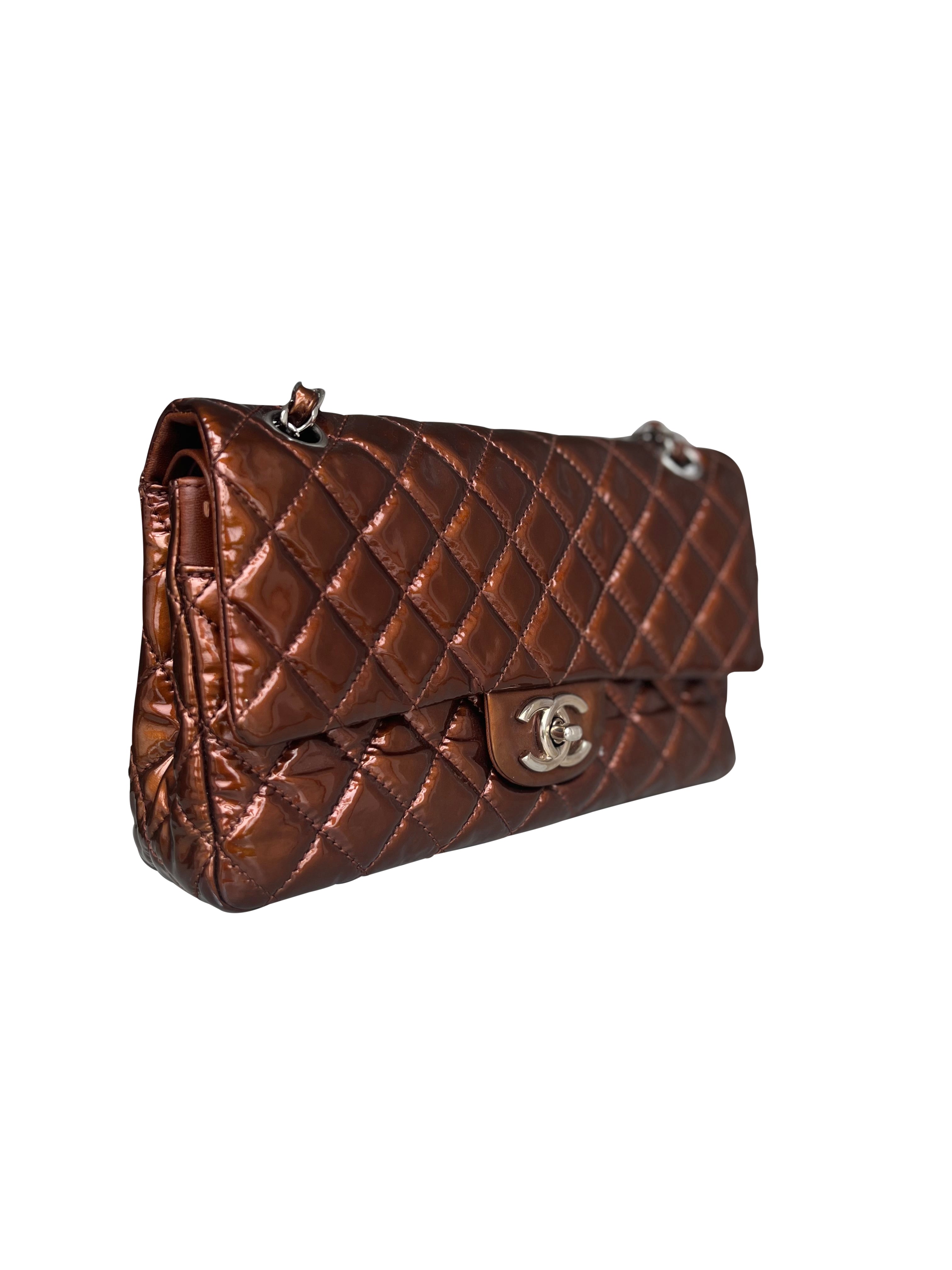 Chanel Medium Double Flap Bag Metallic Patent Leather Bronze、mySite、garminoutage.com