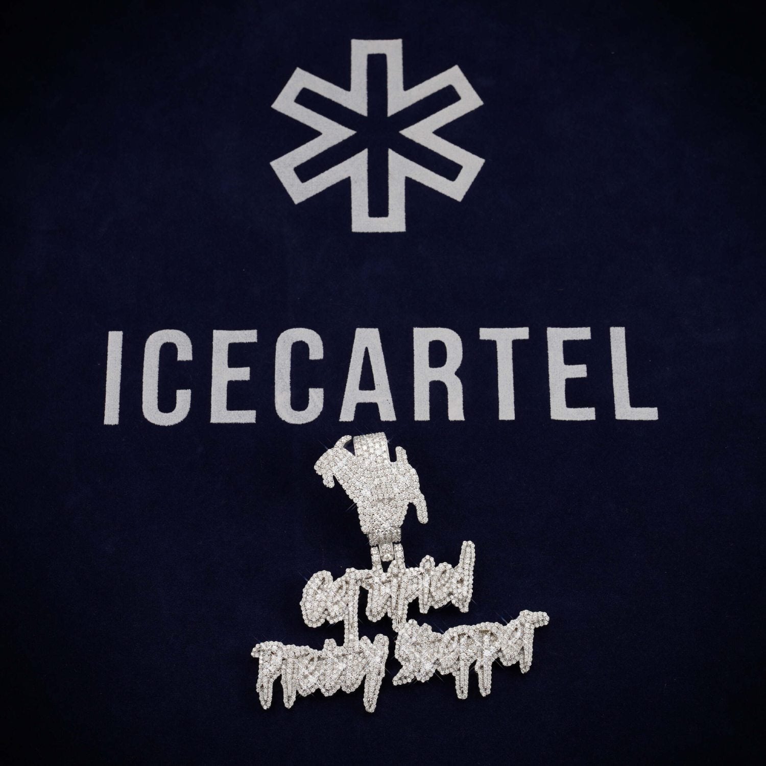 GOAT Certified Pretty Stepper Custom Moissanite Pendant 14K Gold、mySite、hinf8tx79