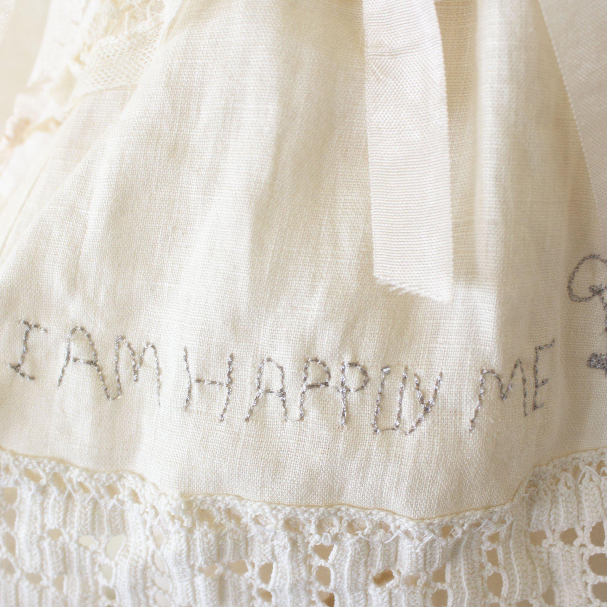 RETIRED - Hutch Studio - Happily I Hop - One Of A Kind Bunny、mySite、g9winljtr