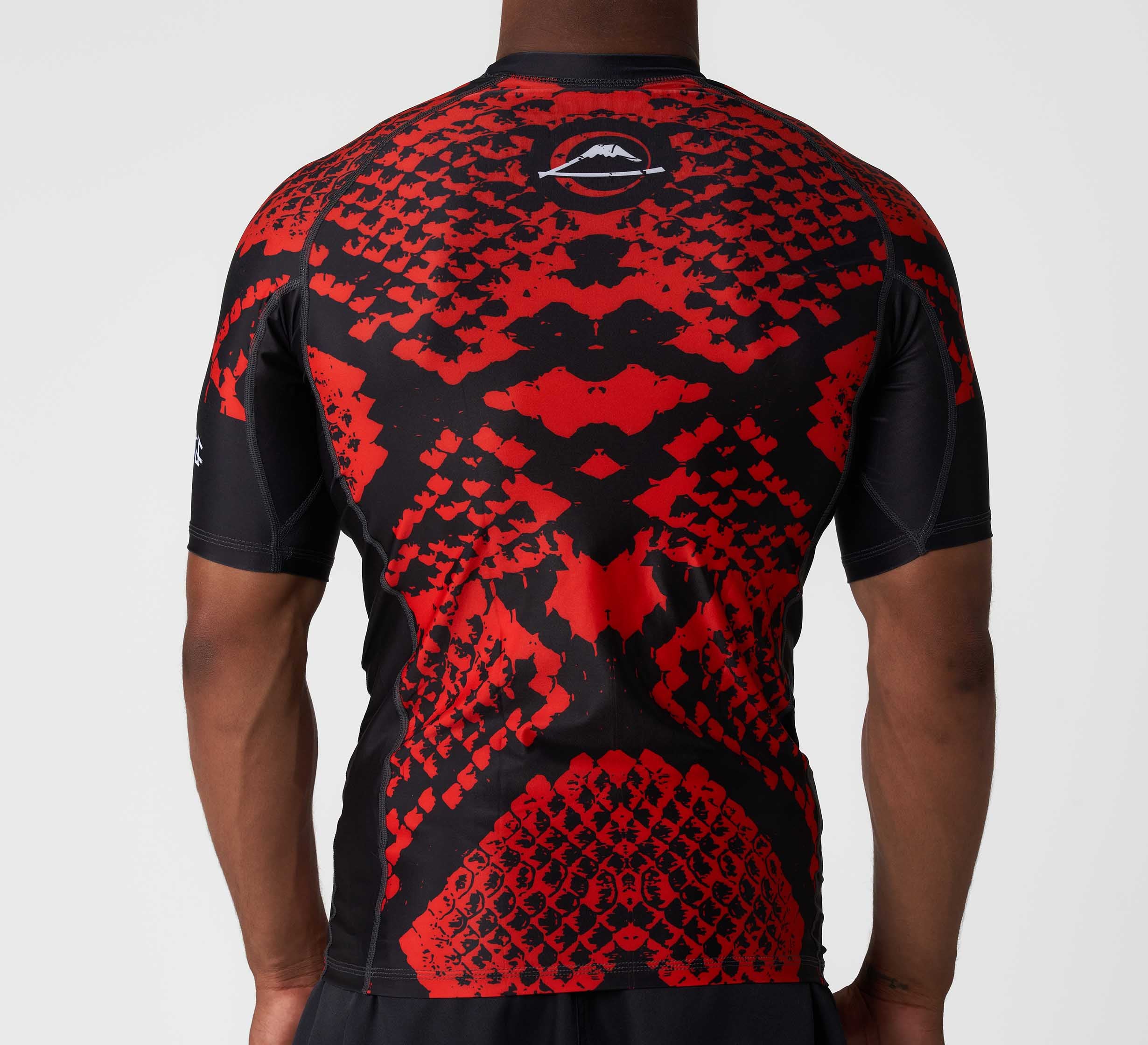 Oni vs. Anaconda Short Sleeve Rashguard Red、mySite、gigharbornorthrealestate