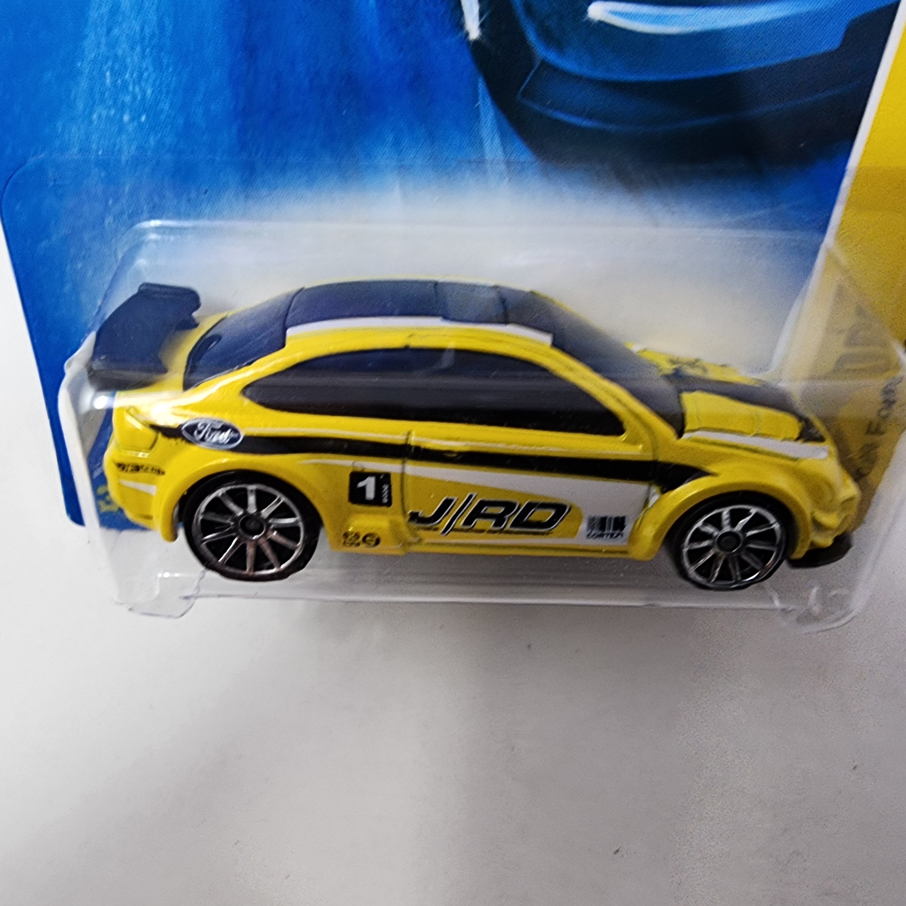 '08 Ford Focus #31 * Yellow * Hot Wheels 2008、mySite、hgirdovlk