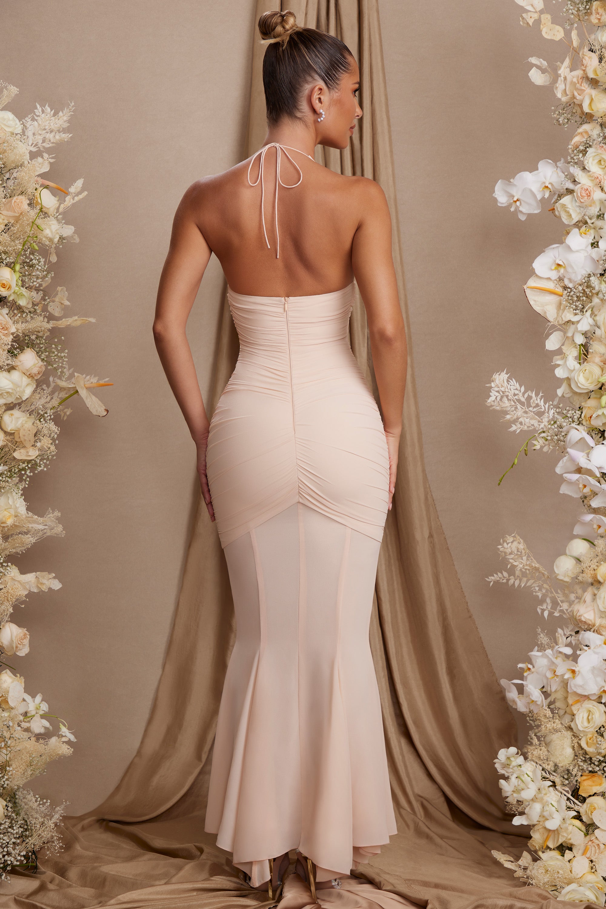 Halterneck Cut Out Maxi Dress in Cream、mySite、solidvoid