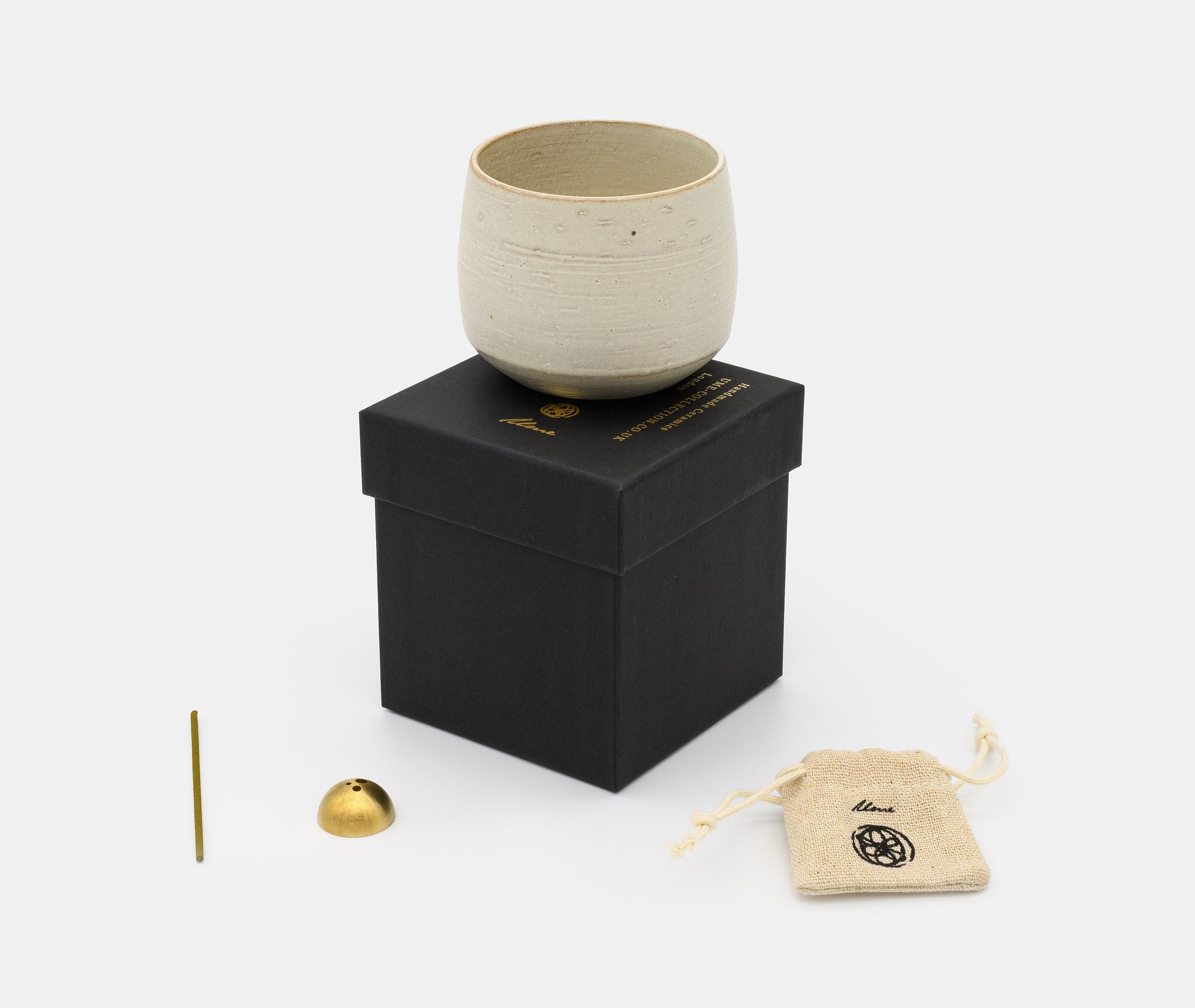 White Onyx Incense Bowl with Gold Dome、mySite、topwebapps