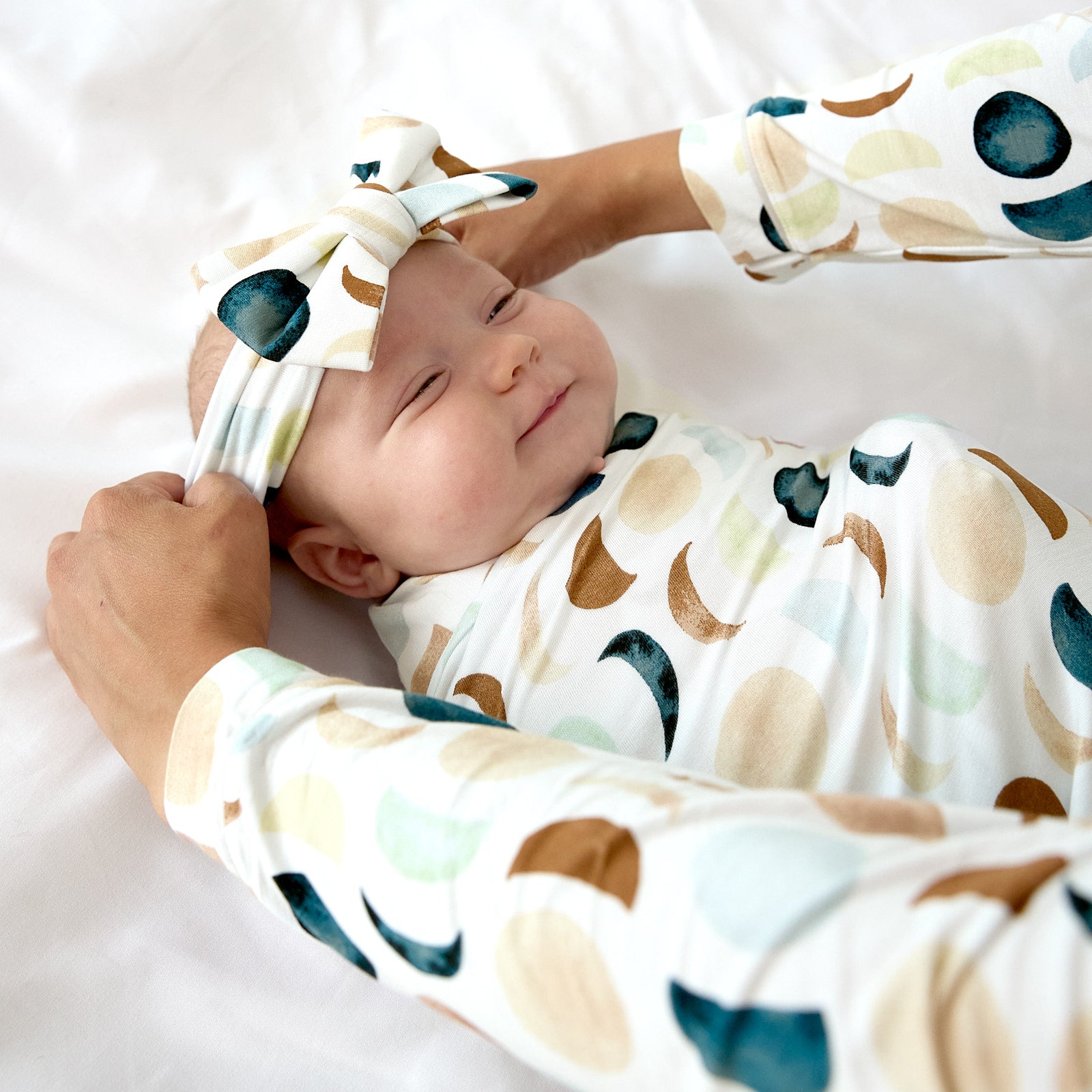  Luna Neutral Swaddle & Luxe Bow Headband Set、mySite、layawaytickets