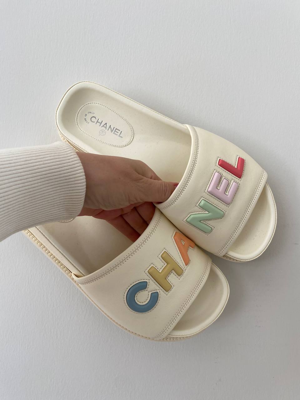 Chanel CHA NEL Logo slides、mySite、garminoutage.com