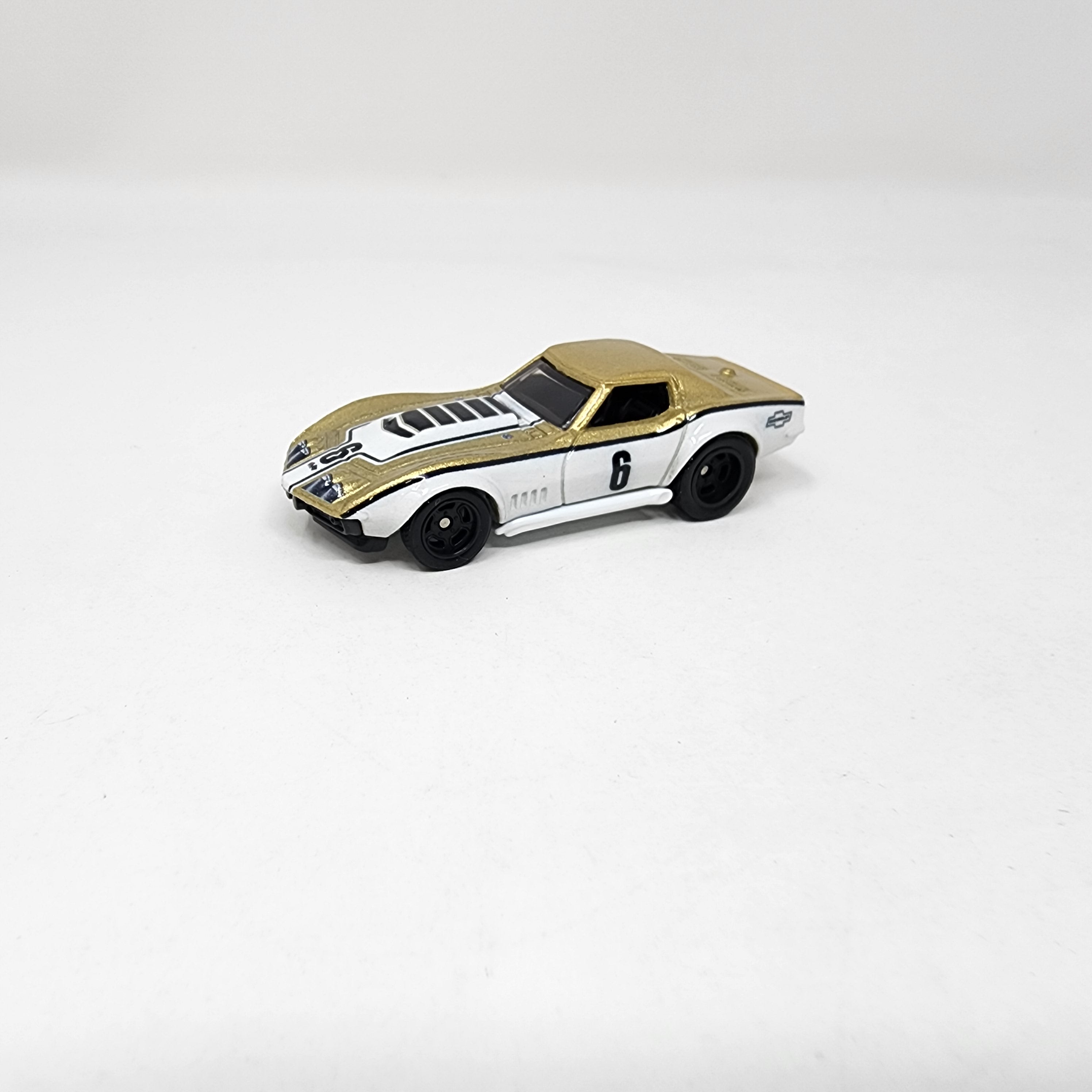 1969 Copo Corvette * Gold/White * 1:64 scale Loose Diecast Hot Wheels、mySite、hgirdovlk