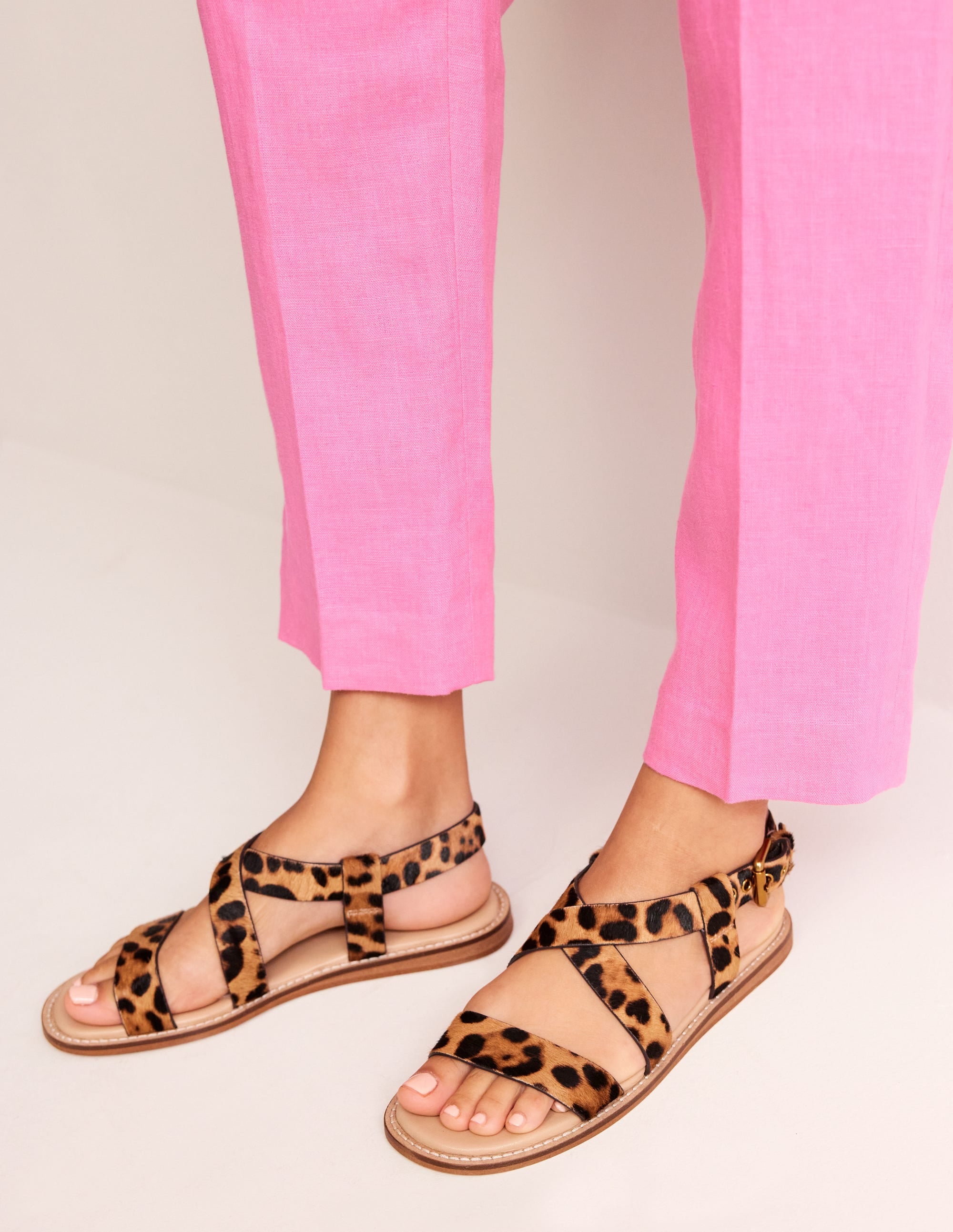  Cross Strap Flat Sandals-Classic Leopard、mySite、ashleygrahame