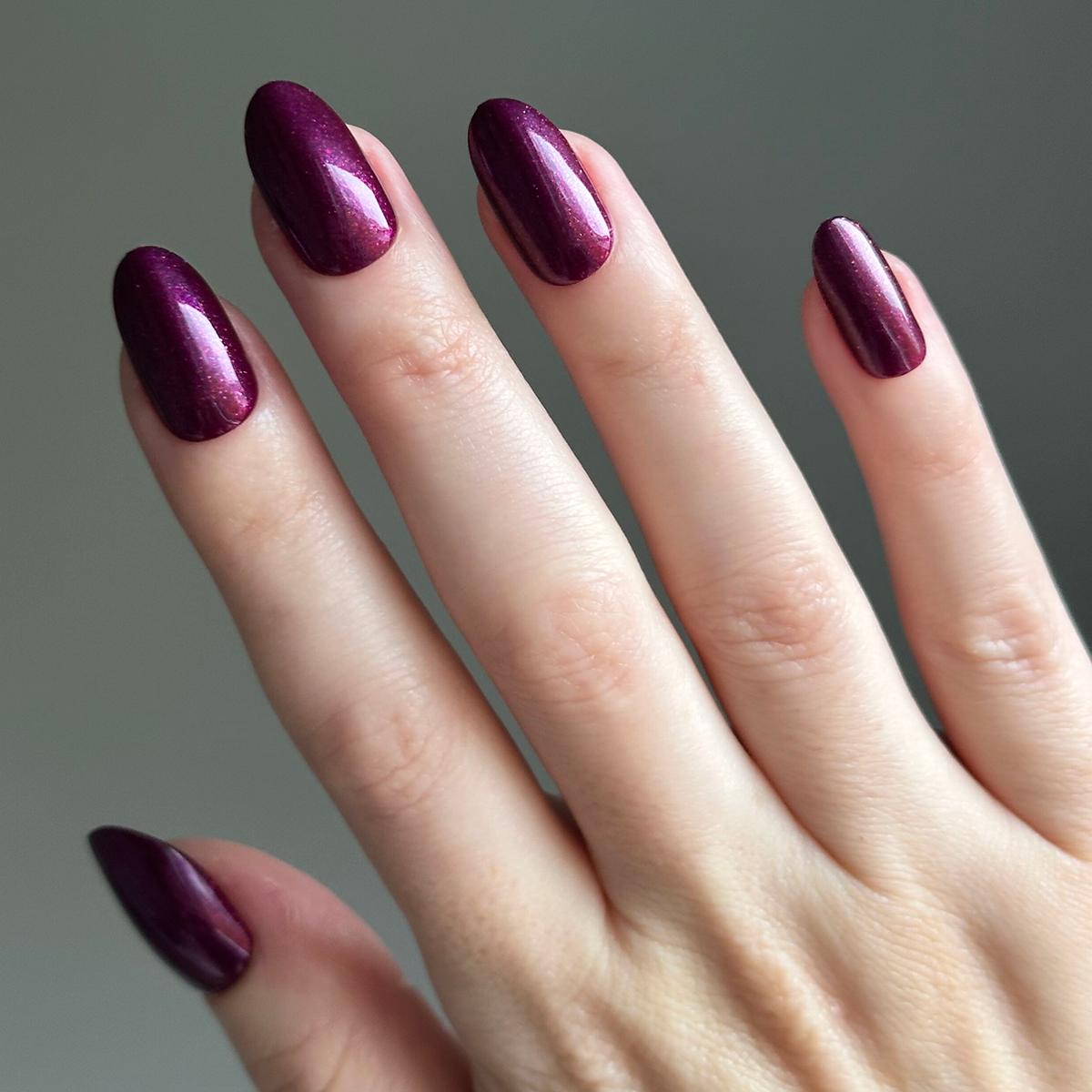 Plaza Shimmer | Medium | Oval - Tab Press-On、mySite、solidvoid