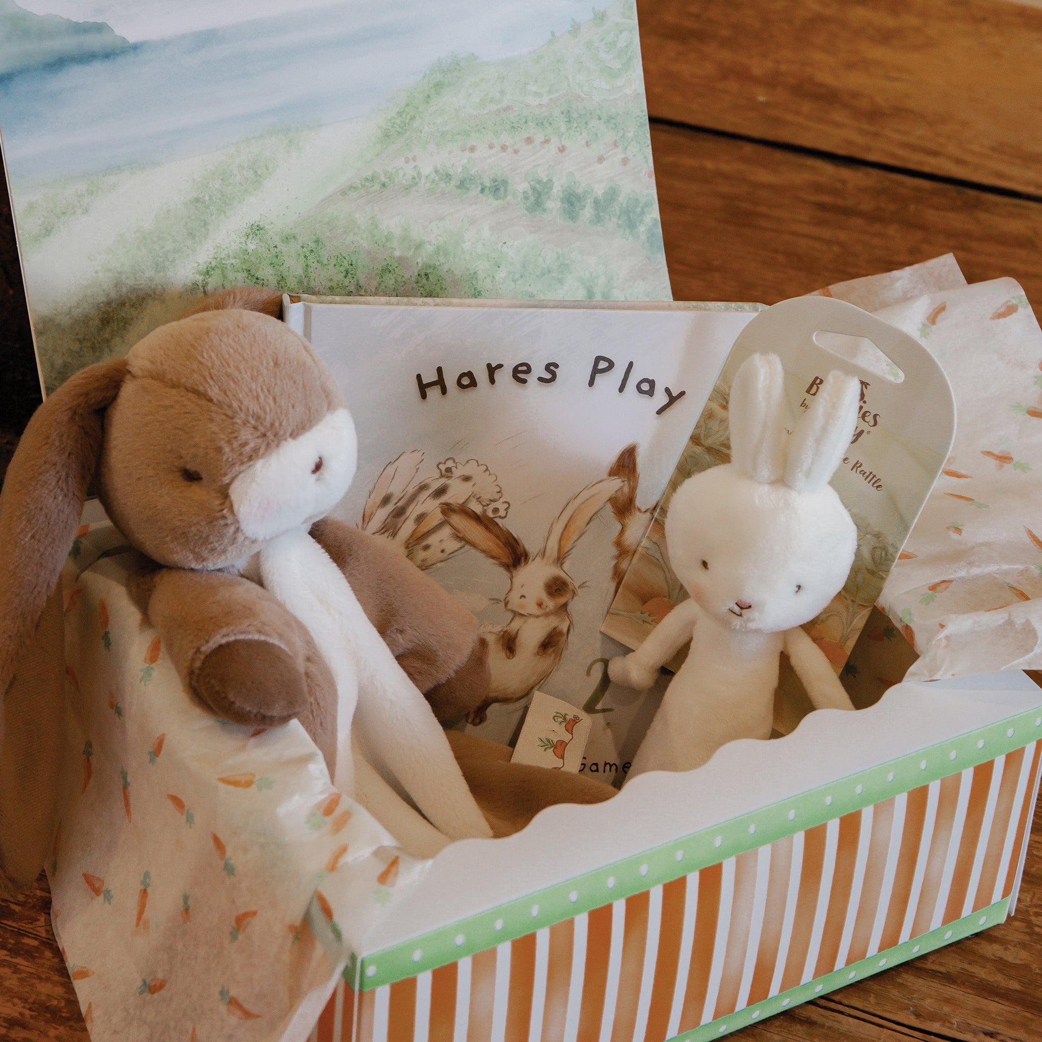 RETIRED - Hares Play Baby Gift Set、mySite、g9winljtr