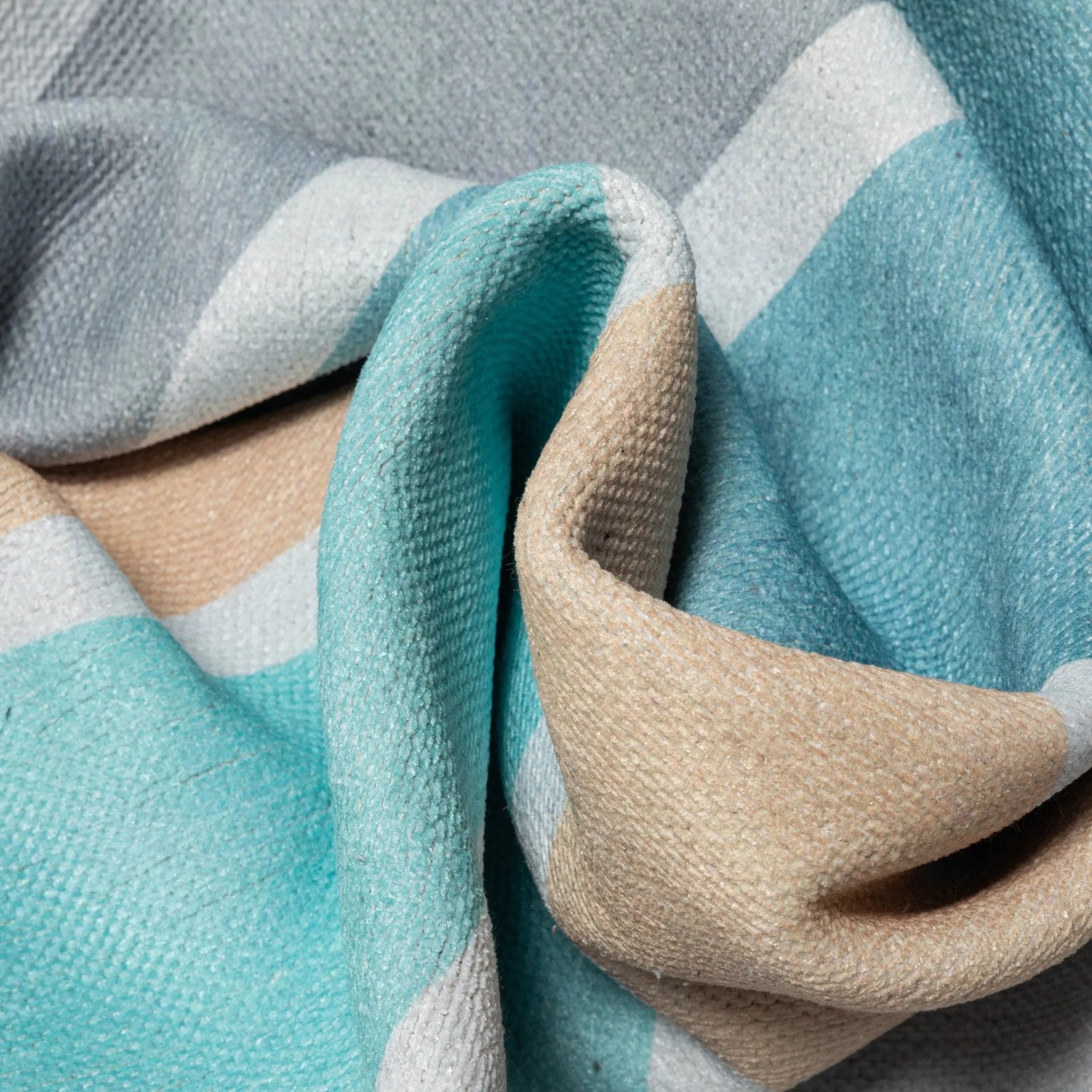 Curved Rainbow Modern Multi Color Blue Area Flat-Weave Rug、mySite、gigharbornorthrealestate