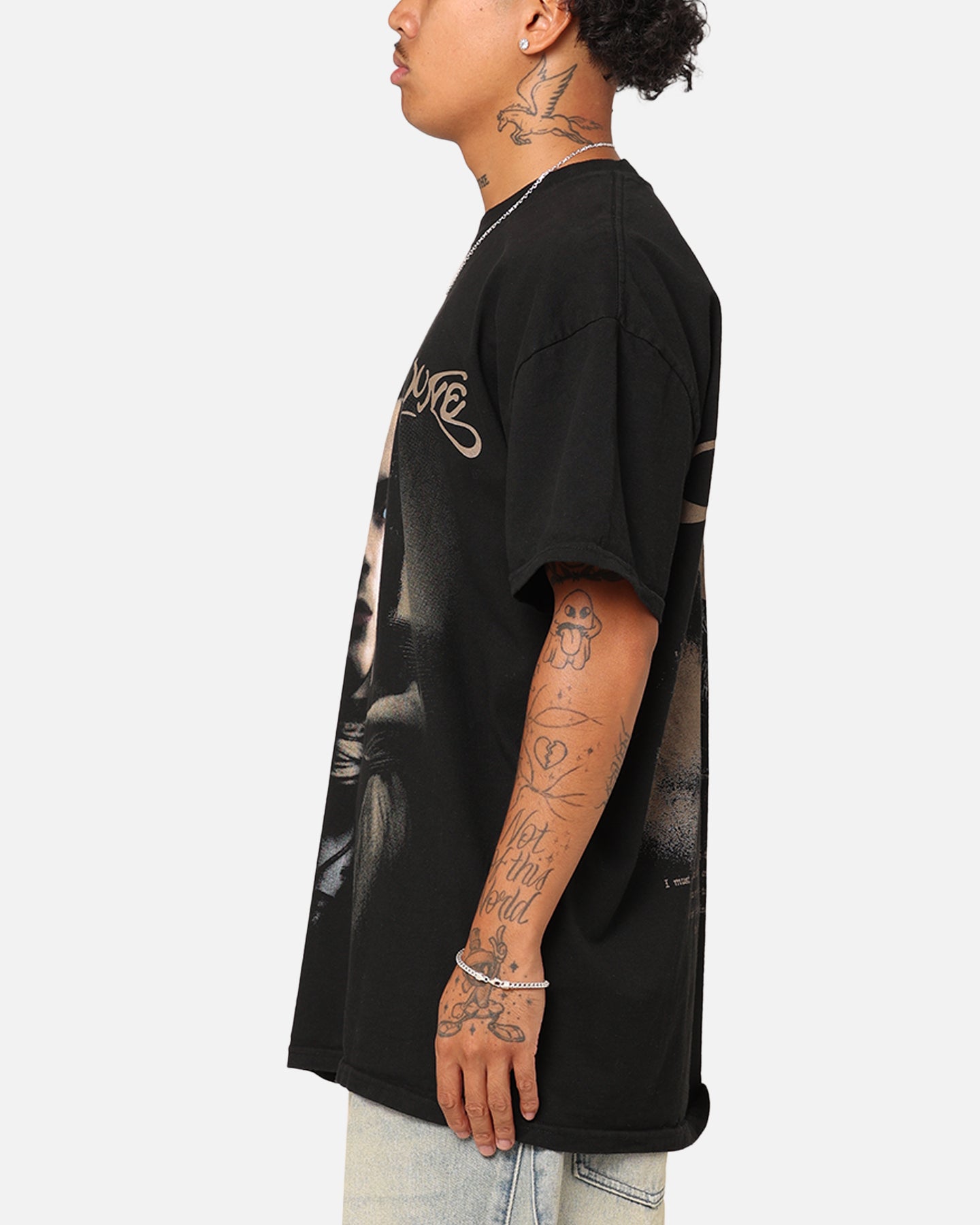 {product_title} - {shop_name}