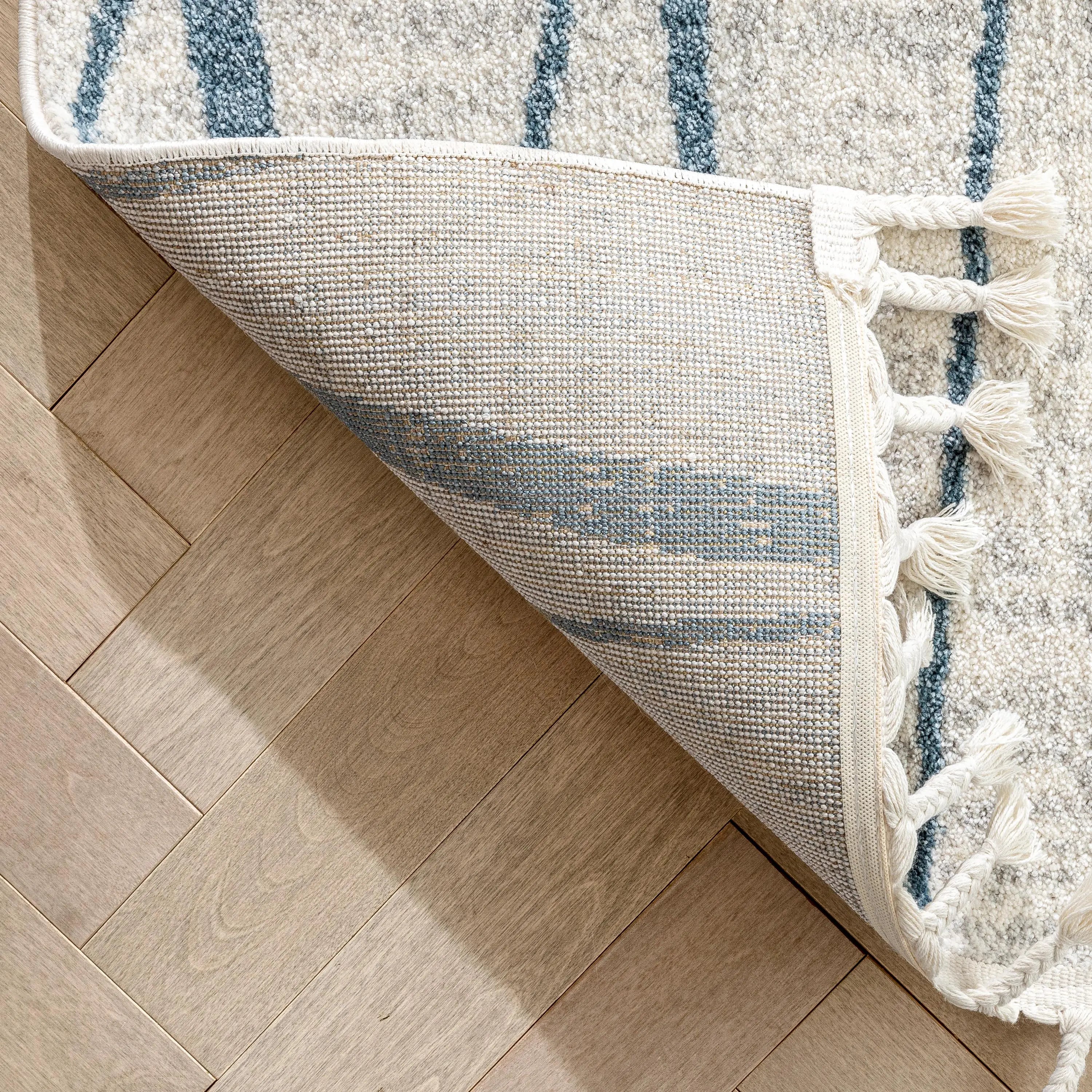 Crisscross Nordic Geometric Pattern Blue Ivory Rug、mySite、gigharbornorthrealestate