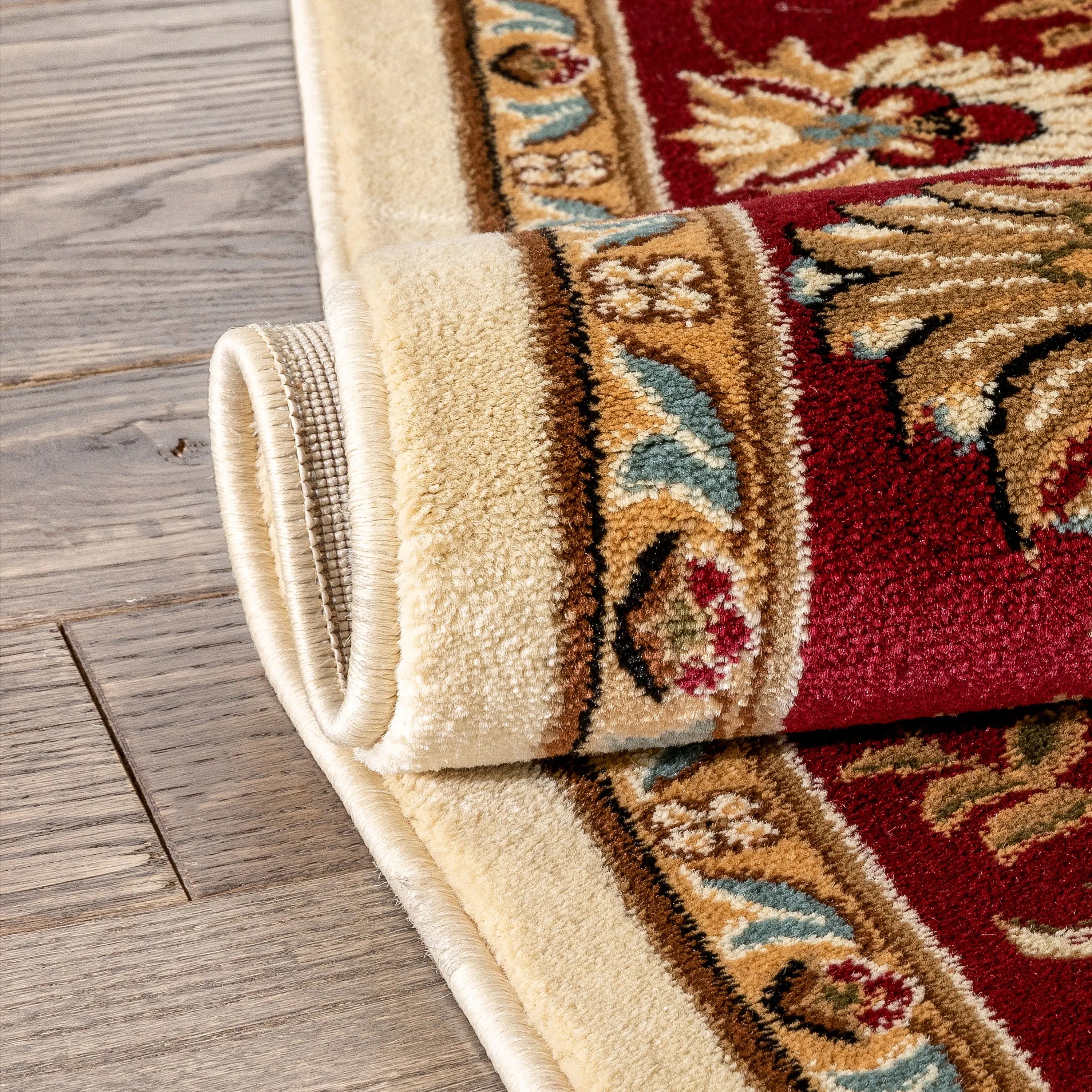 Abbasi Ivory Traditional Rug、mySite、gigharbornorthrealestate