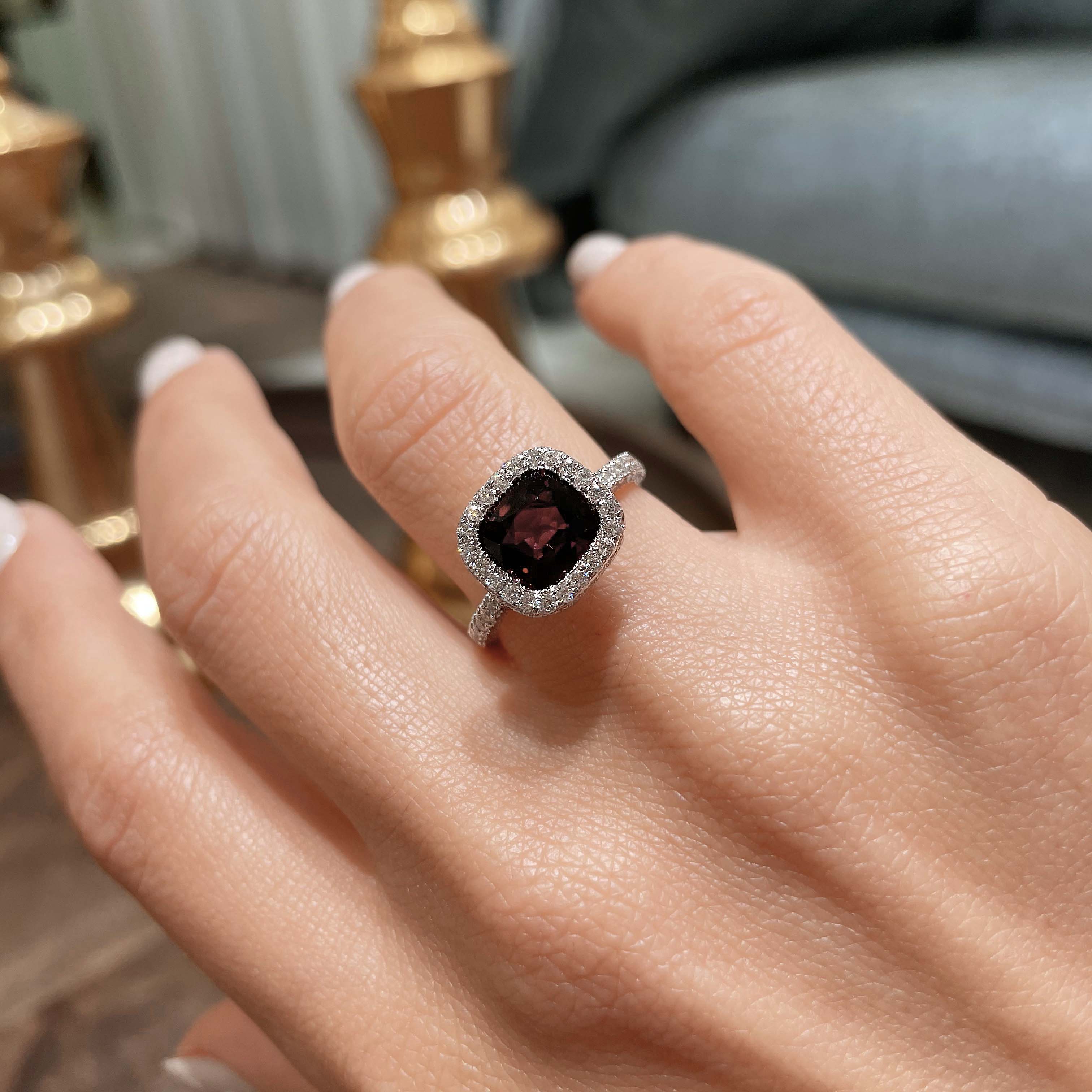 Kim Gemstone & Diamonds Ring (4 Carat) -18K White Gold、mySite、hinf8tx79