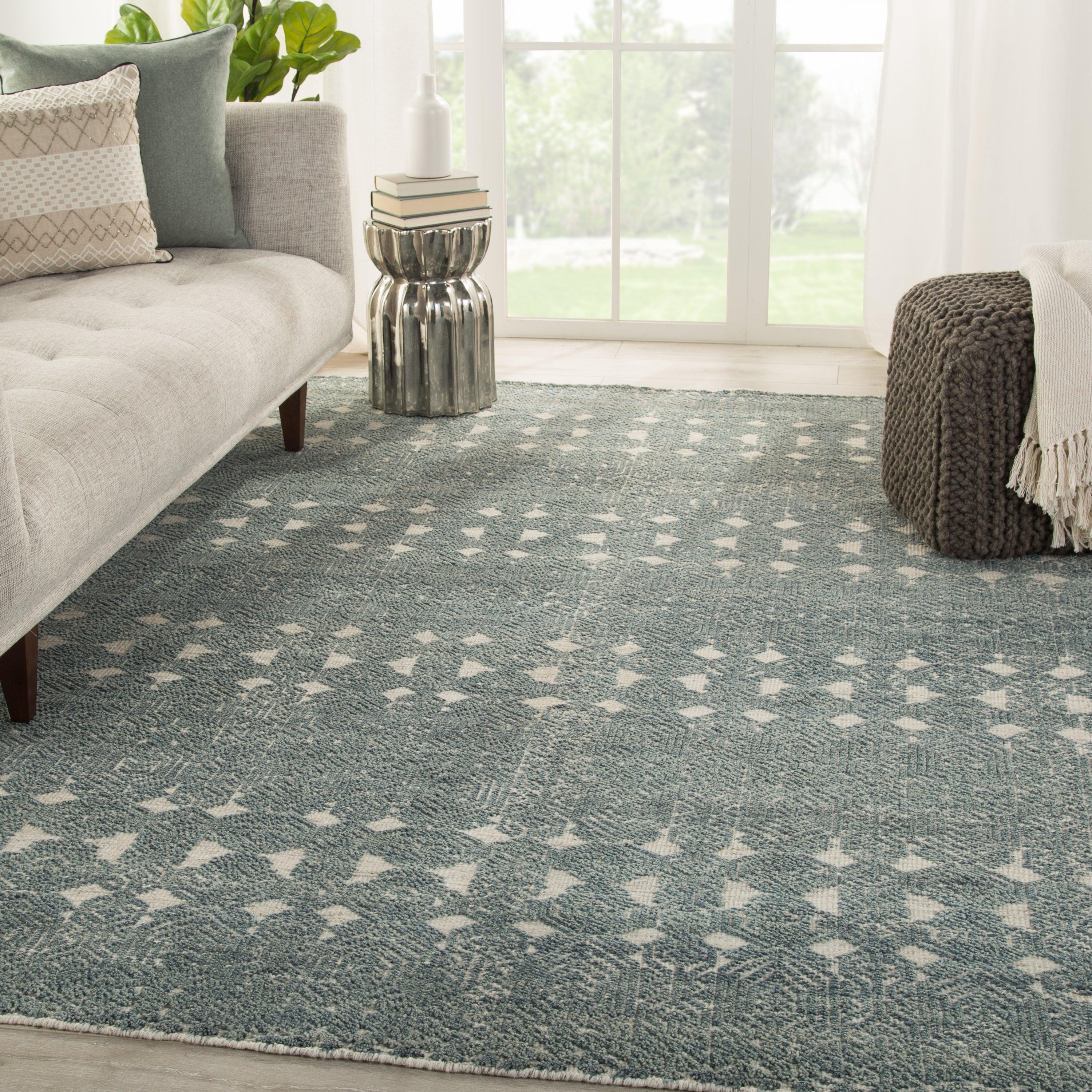 Abelle Hand-Knotted Medallion Teal Light Gray Area Rug、mySite、gigharbornorthrealestate