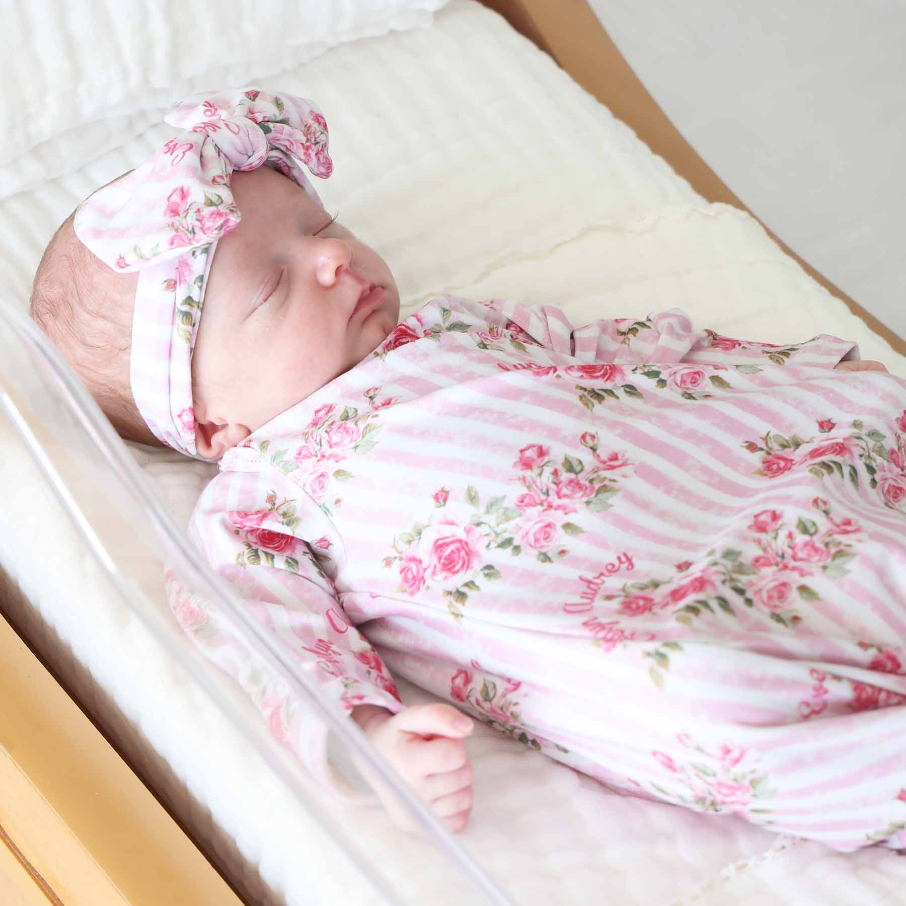  Shabby Chic Personalized Newborn Baby Knot Gown、mySite、layawaytickets