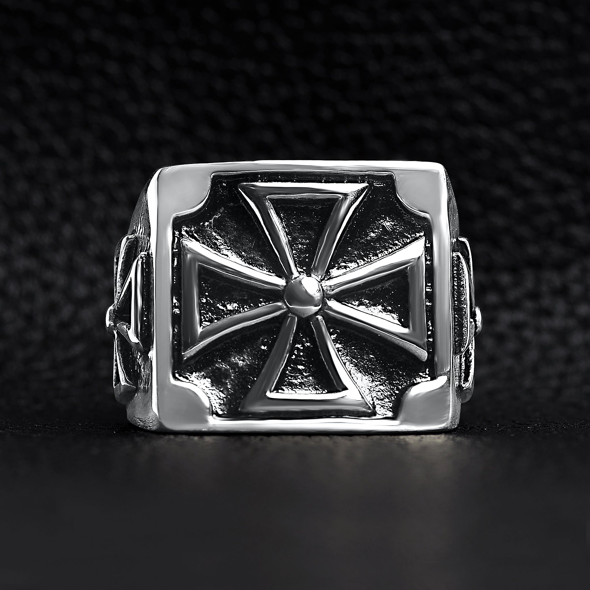 Stainless Steel Large Maltese Cross Signet Ring / SCR4014、mySite、dreamappss