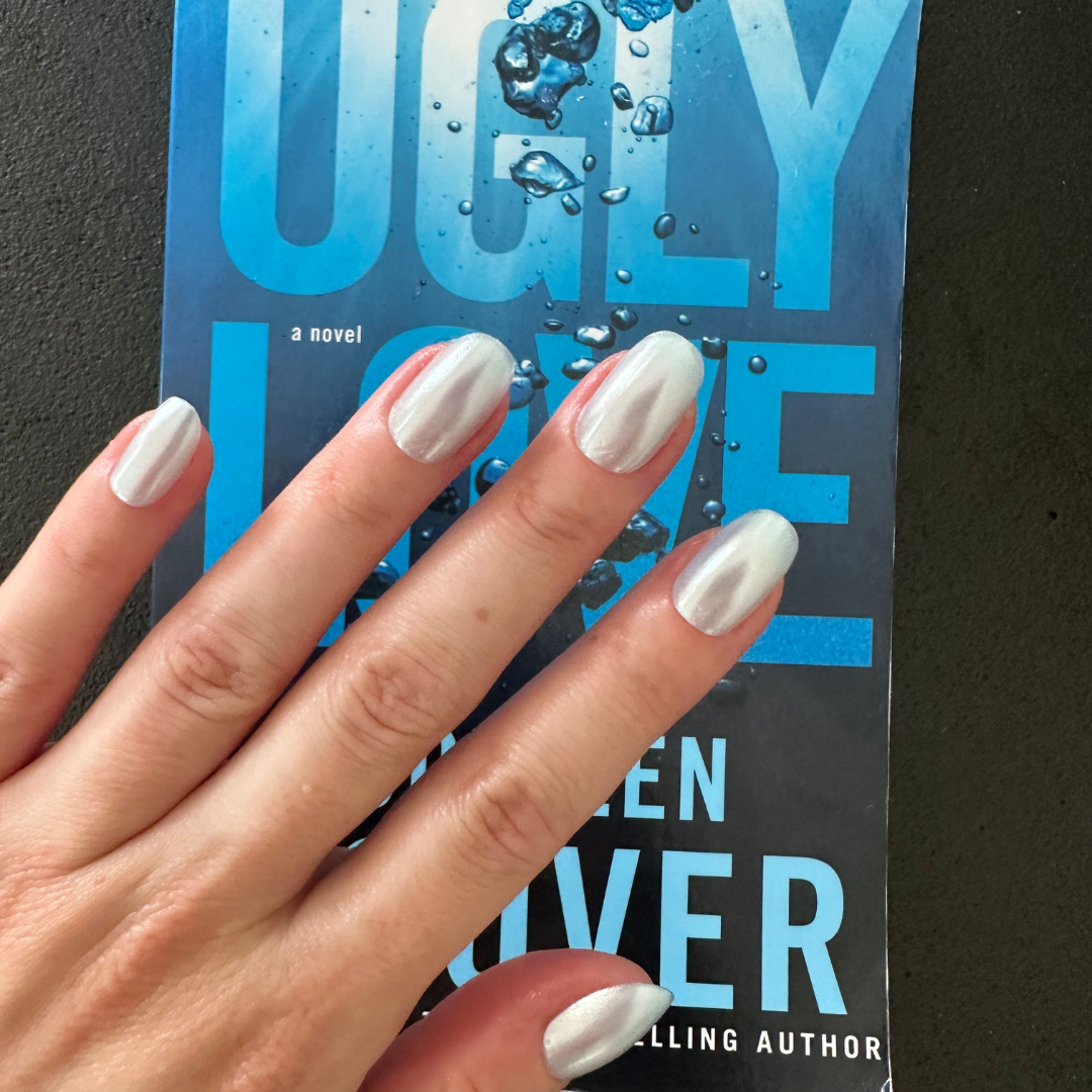 Flew In Love - Press-On | Short | Round、mySite、solidvoid