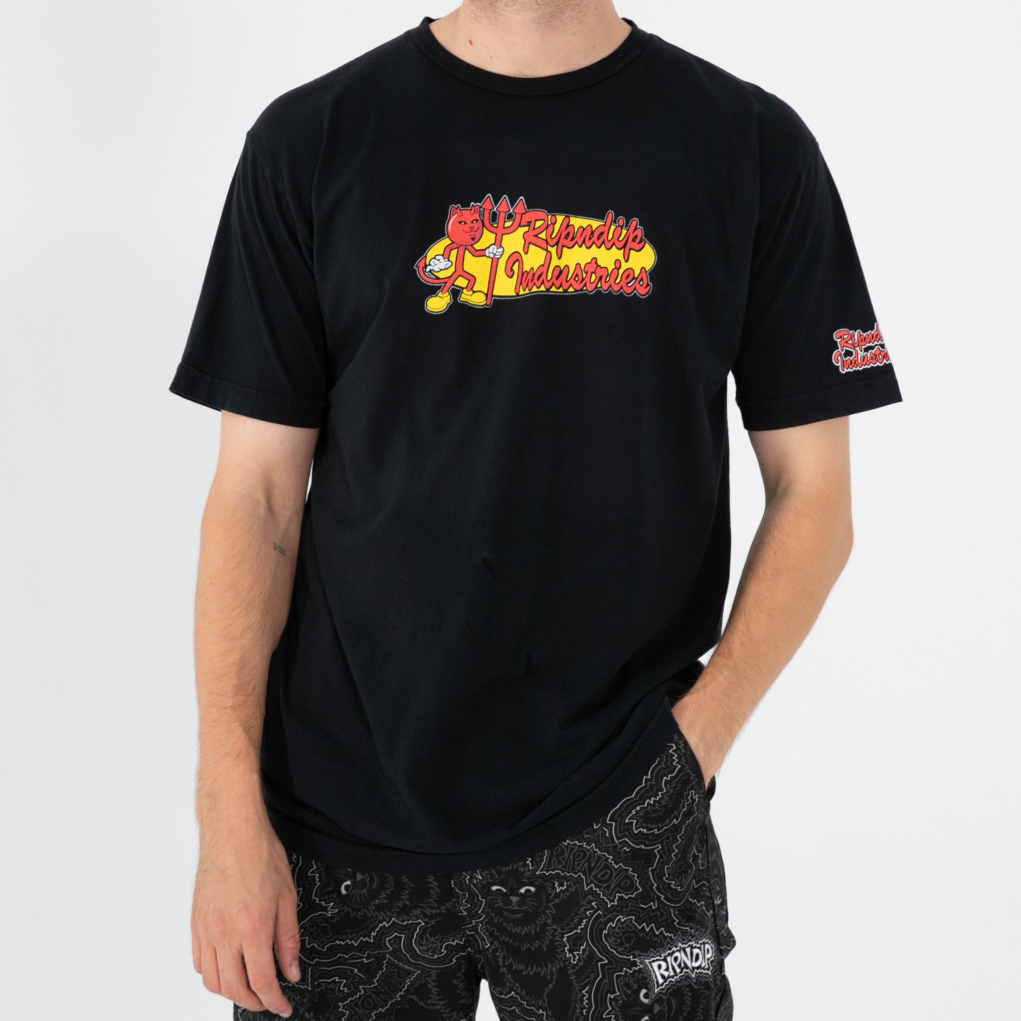  Ripndip Industries Tee (Vintage Black)、mySite、merchandisen