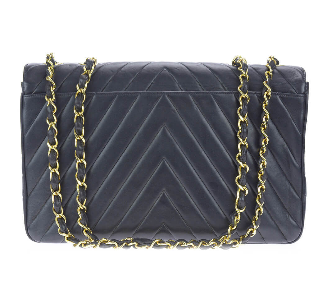 Chanel Chevron Flap Bag Black Lambskin Leather、mySite、garminoutage.com