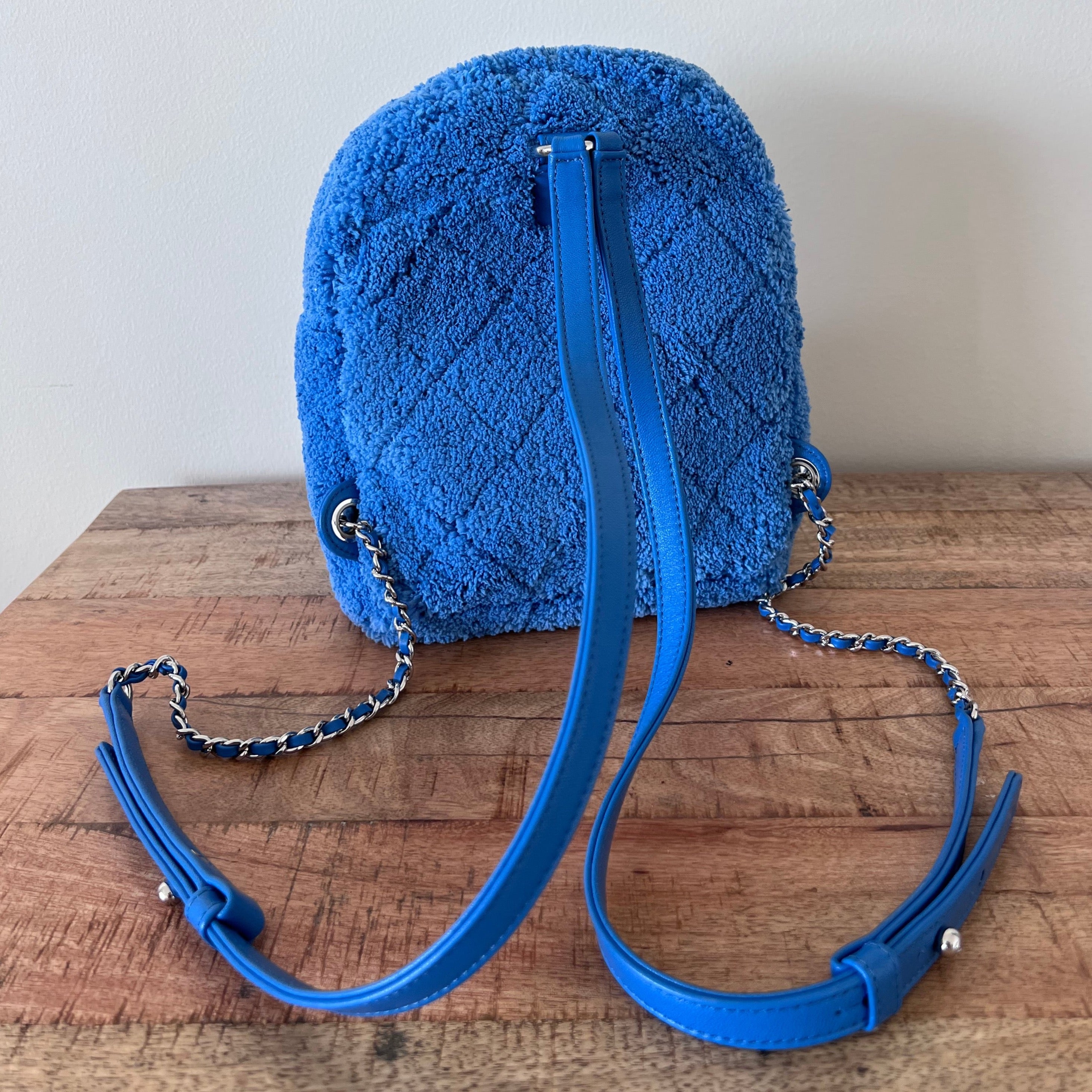 Chanel Blue Teddy Logo Backpack、mySite、garminoutage.com