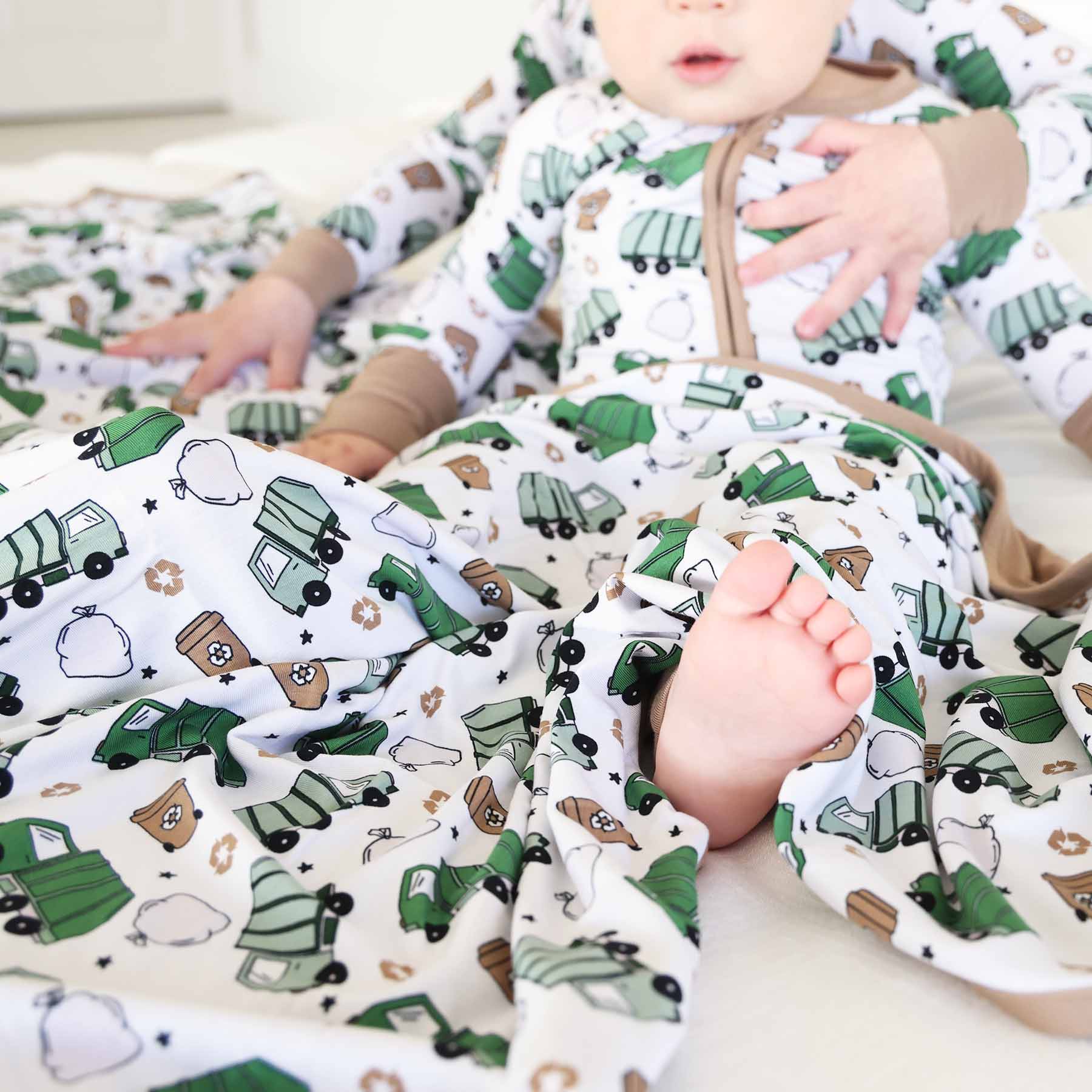  Clean Up Crew Double Sided Bamboo Blanket、mySite、layawaytickets