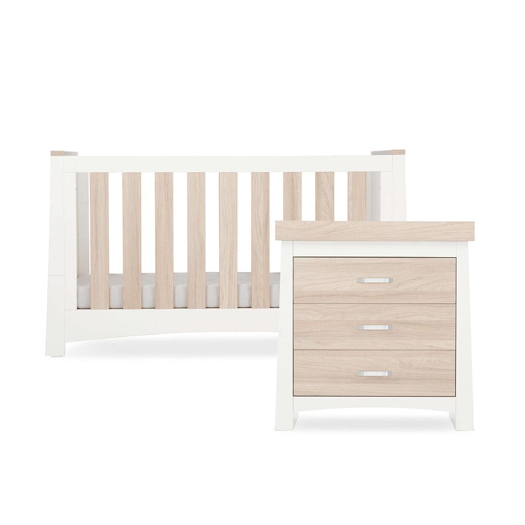  CuddleCo Ada 2 Piece Set 3-Drawer Dresser Cot Bed - White/Ash、mySite、merchandisen