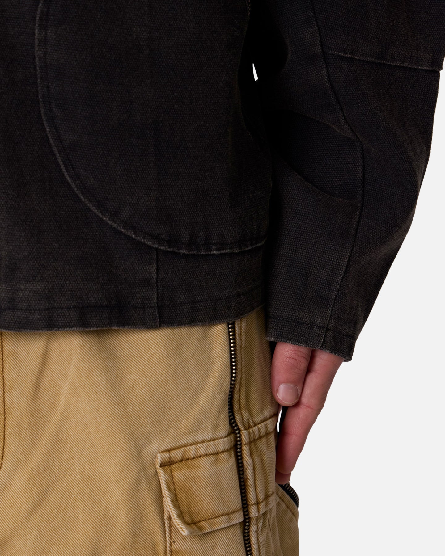 {product_title} - {shop_name}