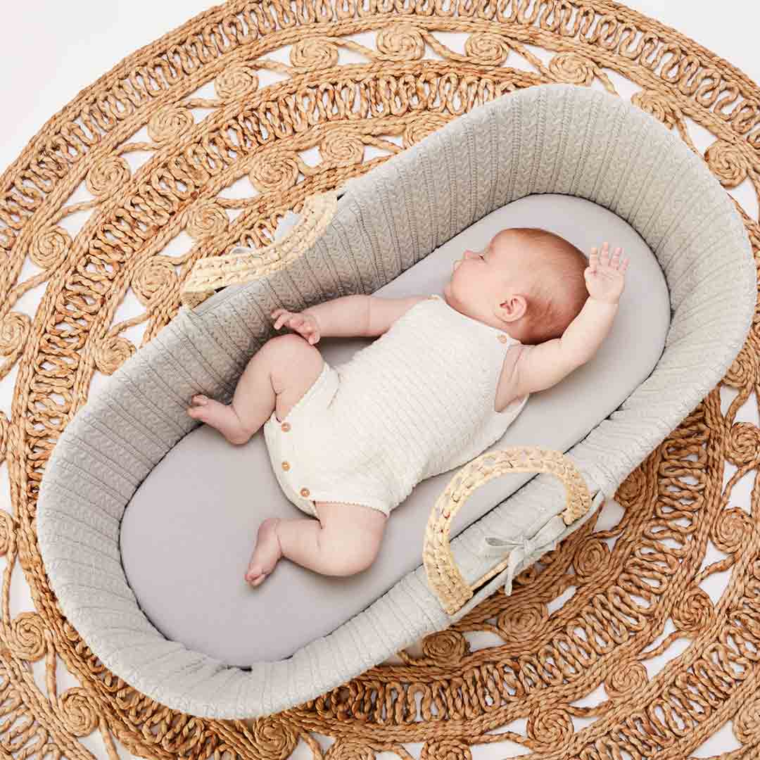  The Little Green Sheep Organic Knitted Moses Basket & Mattress - Dove、mySite、merchandisen