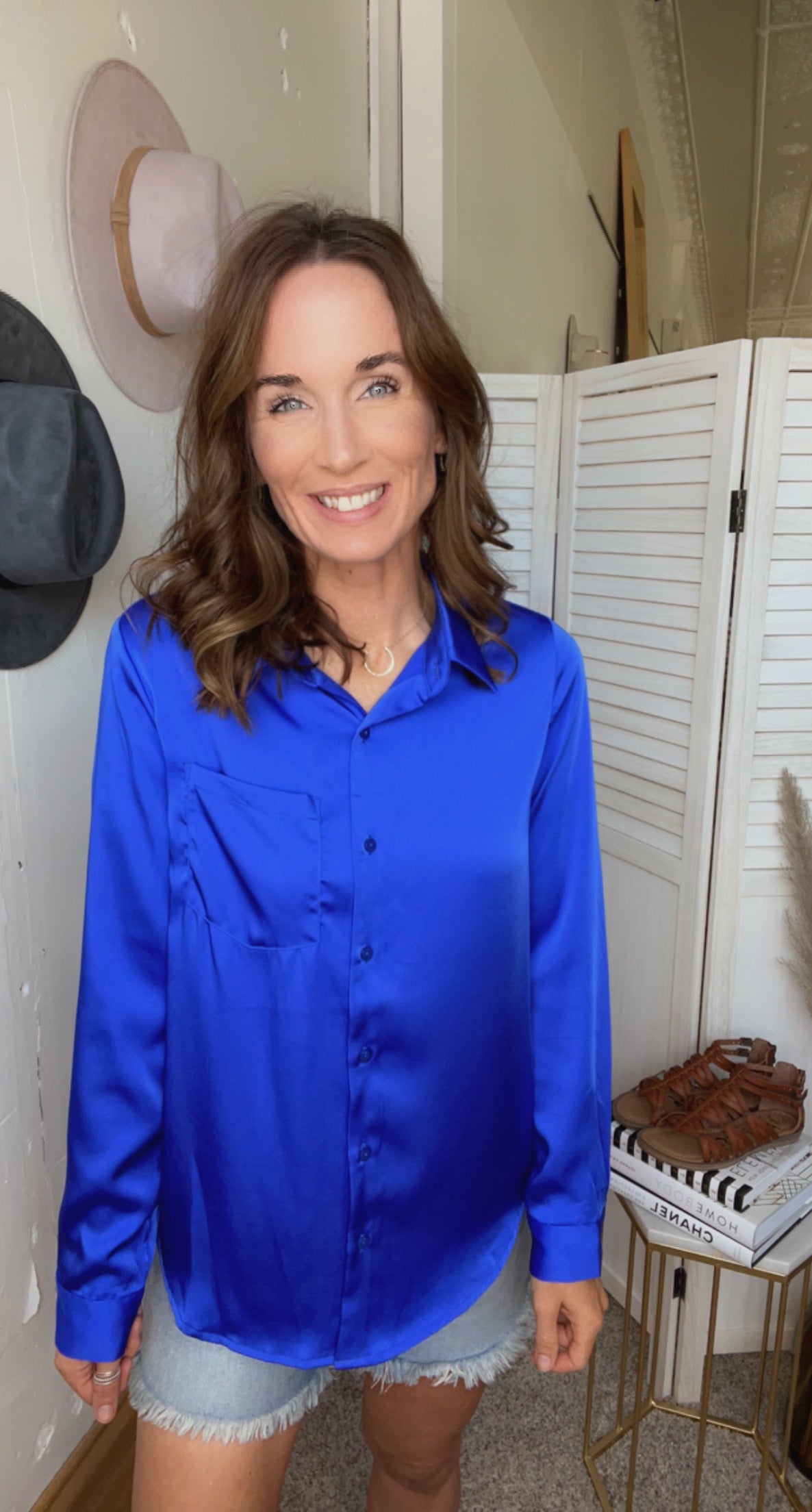 Ashley's Vibrant Button Down、mySite、garagedoors4me