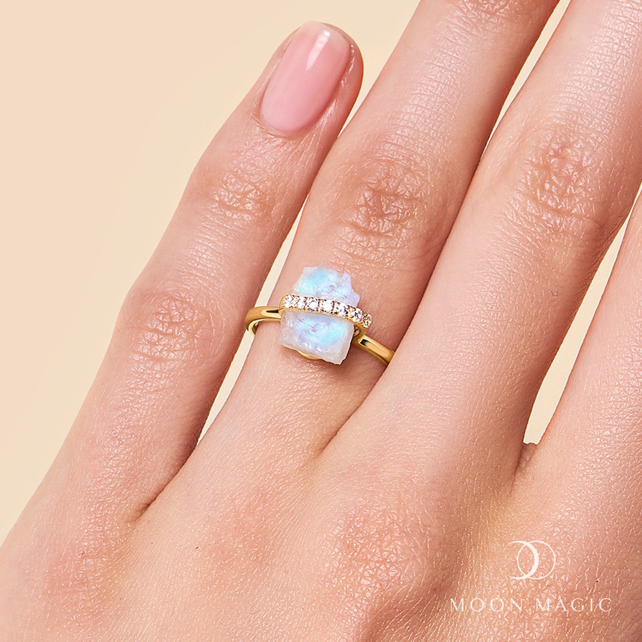 Raw Crystal Ring - Sassy Moonstone、mySite、hinf8tx79