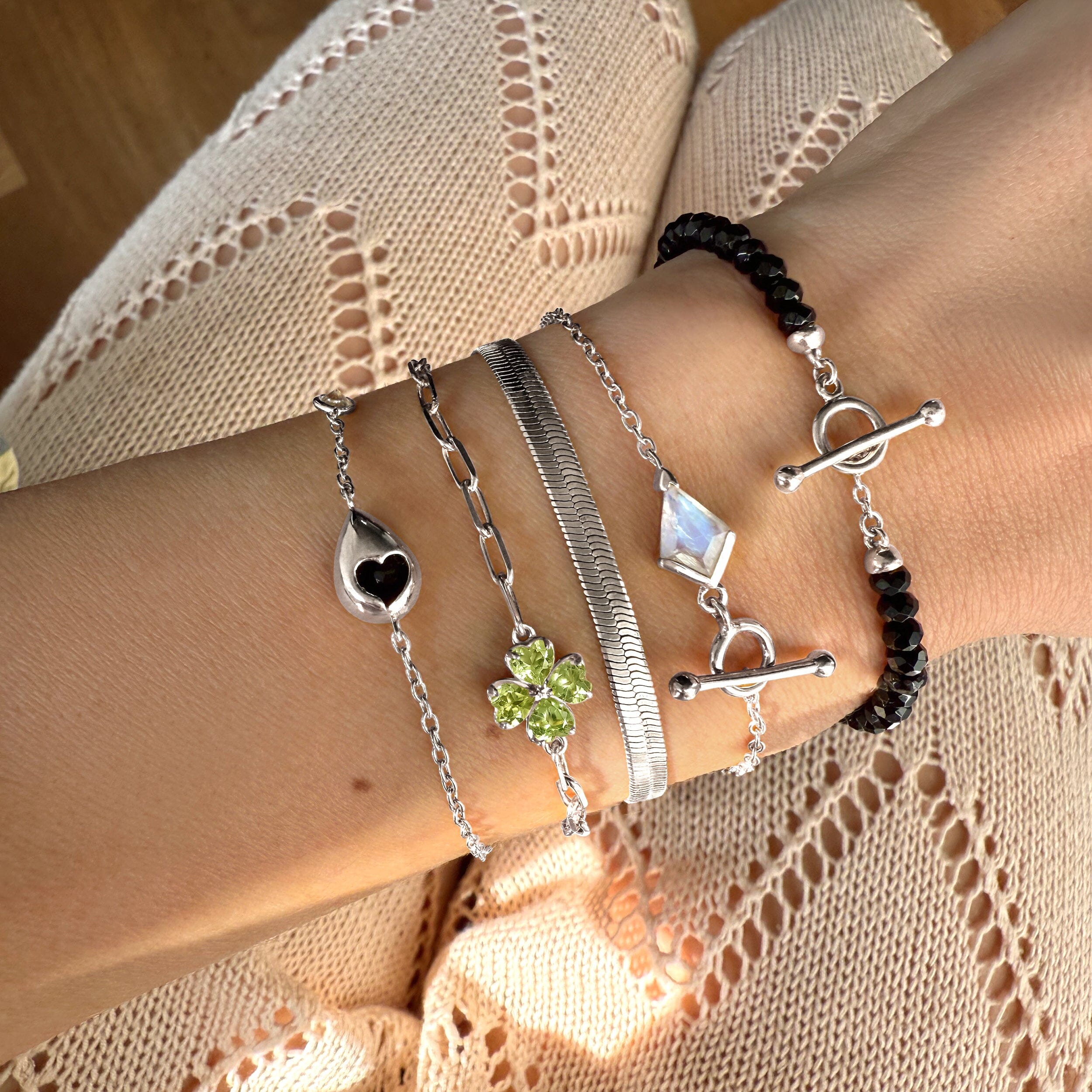 Moonstone Bracelet - Heroine T-Lock、mySite、hinf8tx79