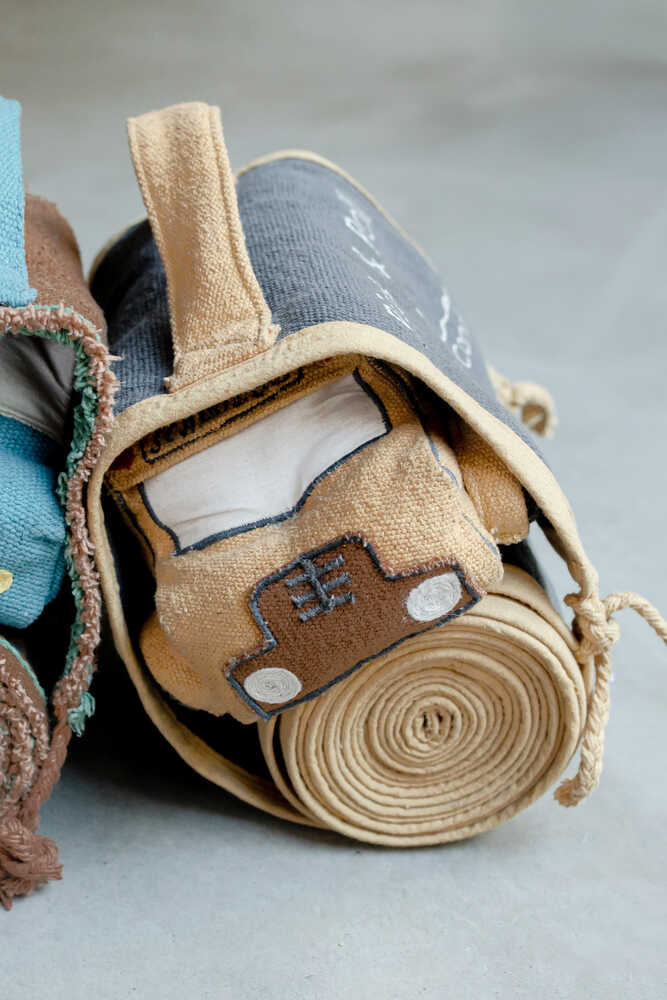 RIDE & ROLL TOY SCHOOL BUS SET、mySite、gigharbornorthrealestate