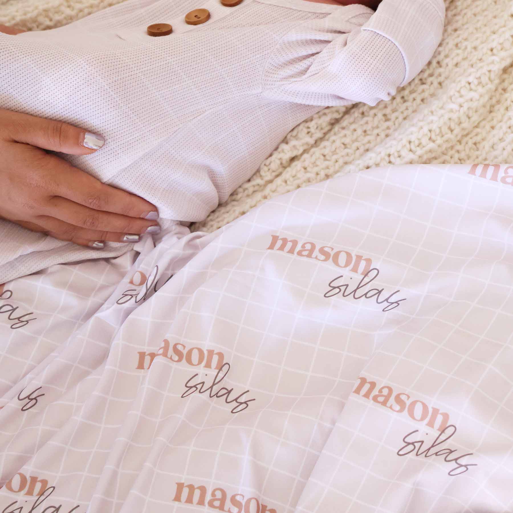  Sloane's Squares Personalized Swaddle Blanket、mySite、layawaytickets