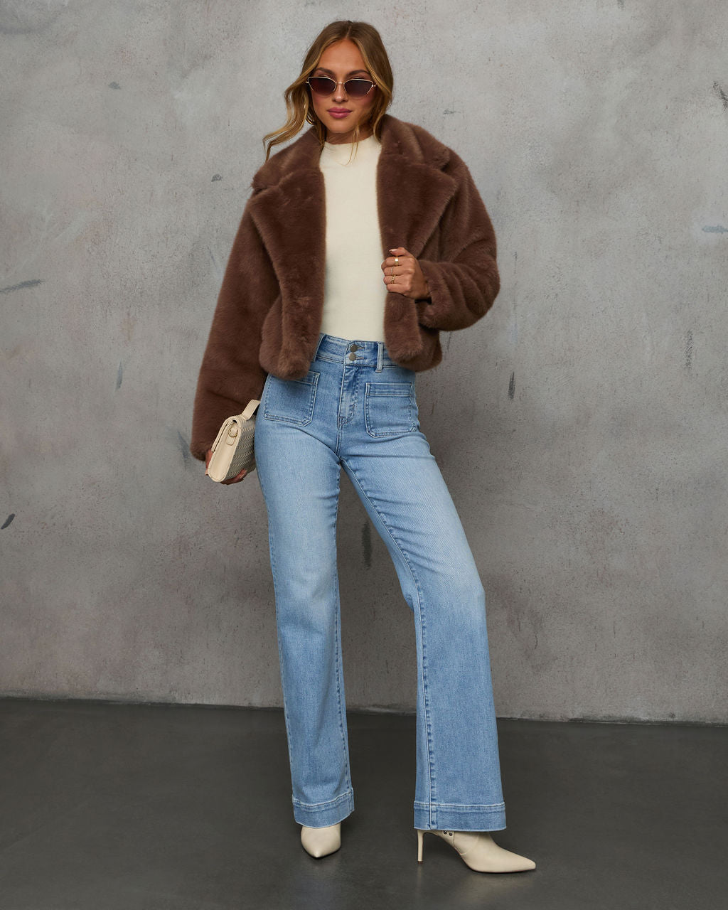 {product_title} - {shop_name}