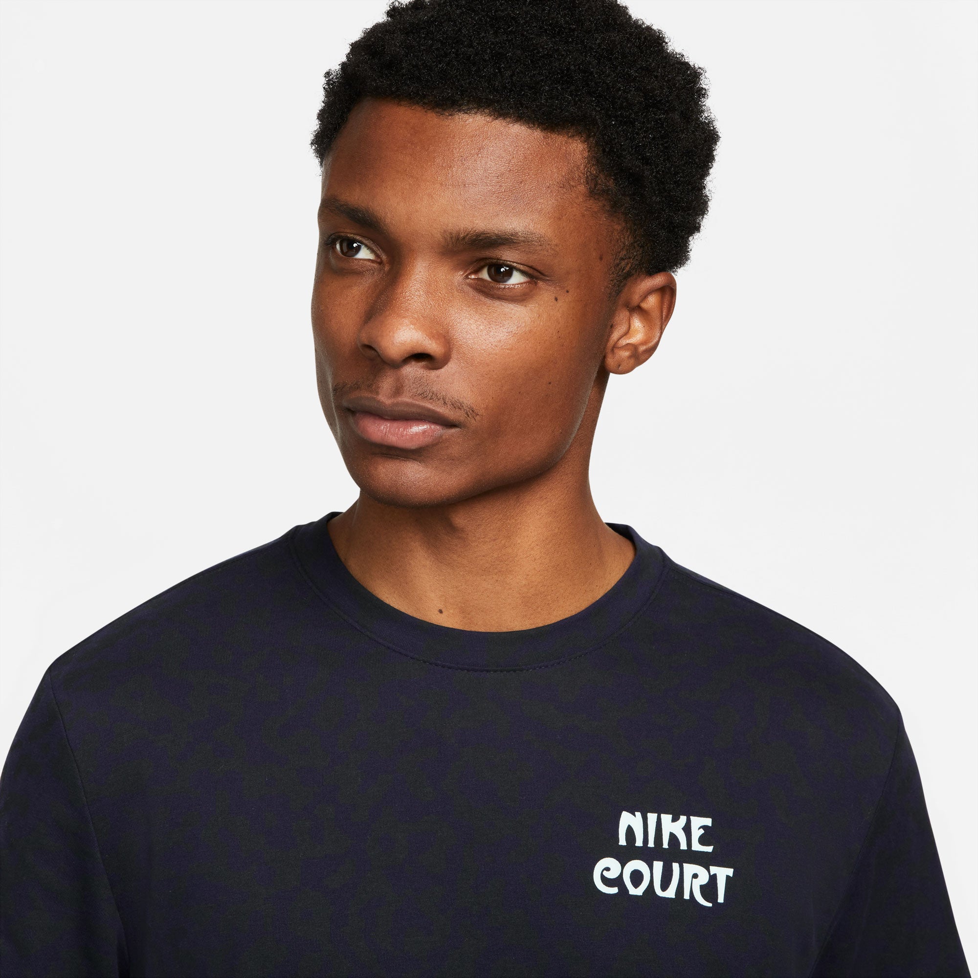 NikeCourt Dri-FIT Slam Paris Men's Tennis T-Shirt