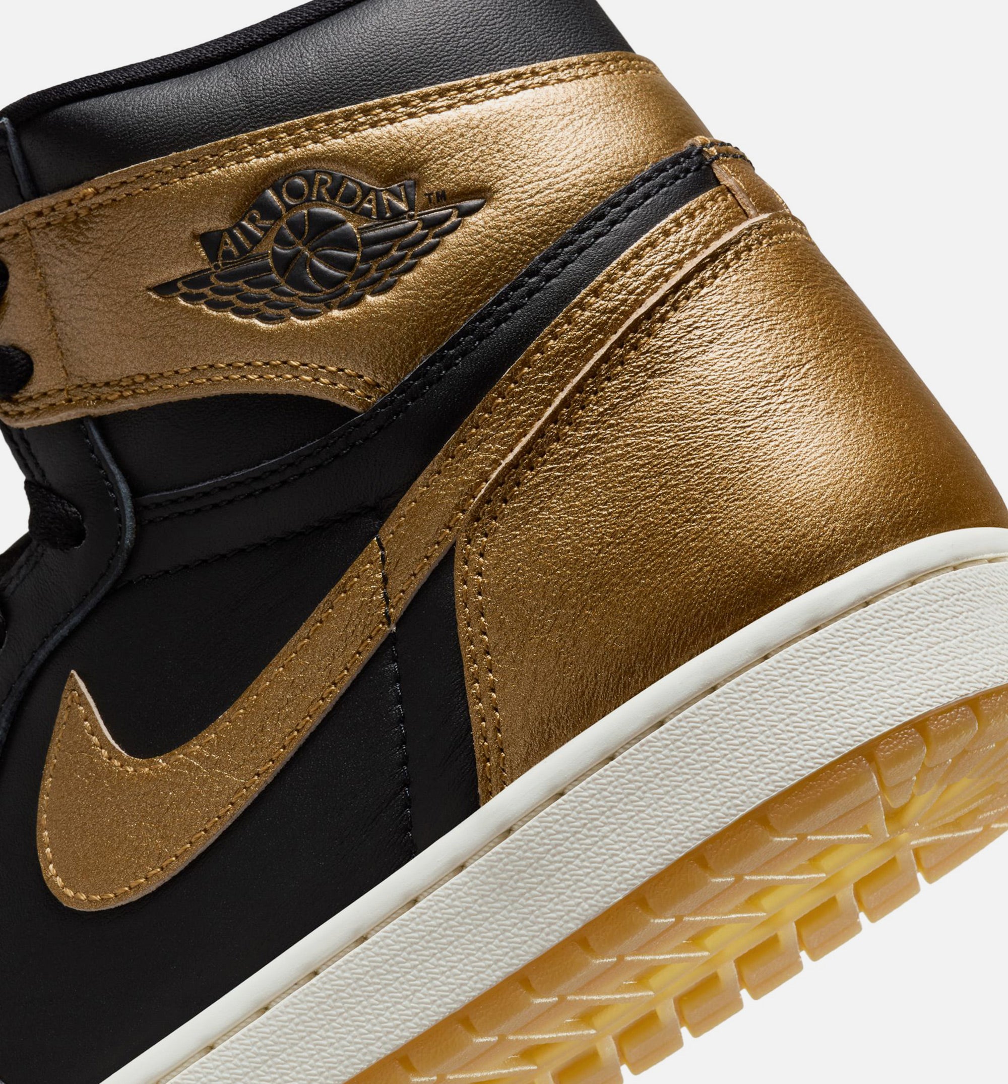 Air Jordan 1 Retro High OG Black and Gold Mens Lifestyle Shoe - Black/Metallic Gold/Sail、mySite、dreamappss
