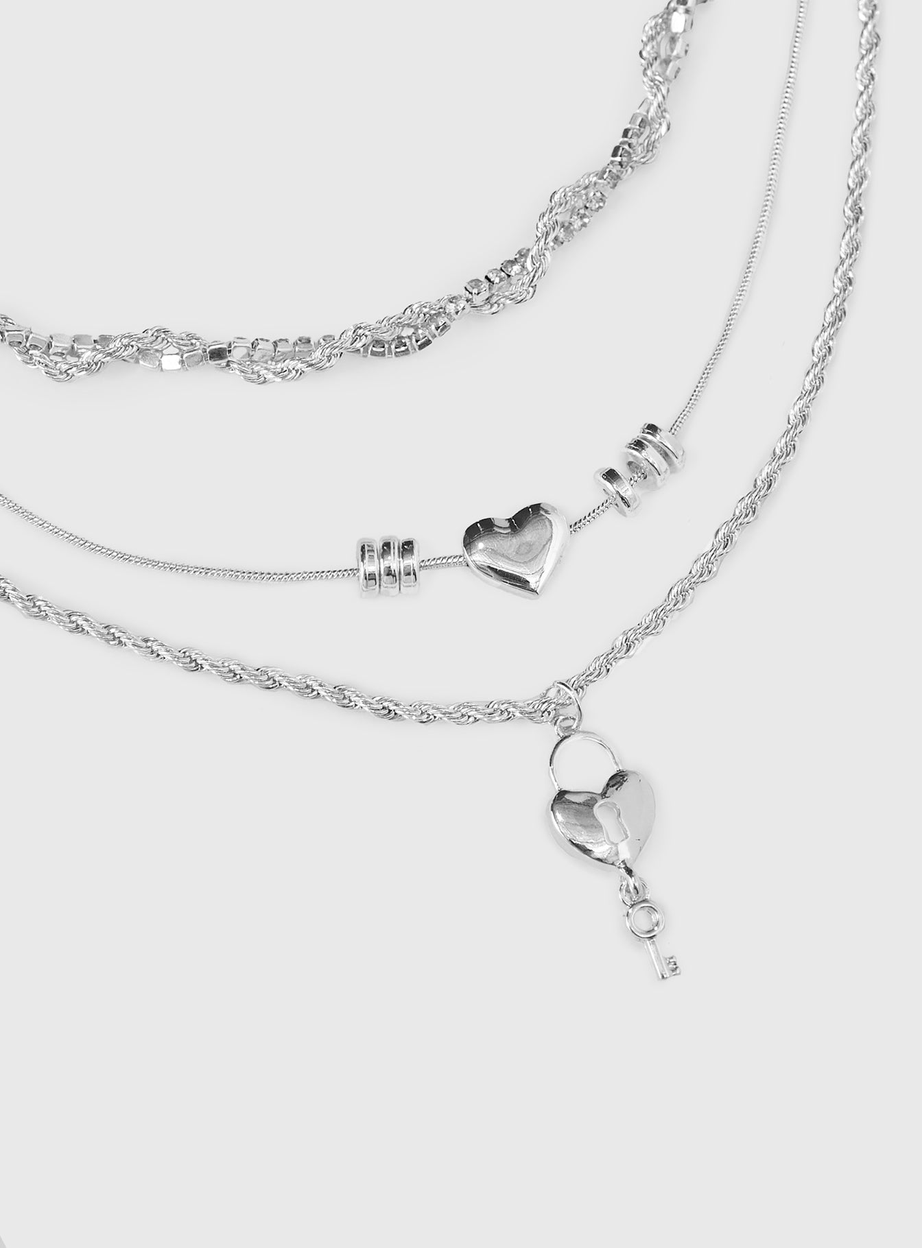 In The Moonlight Necklace Silver、mySite、solidvoid
