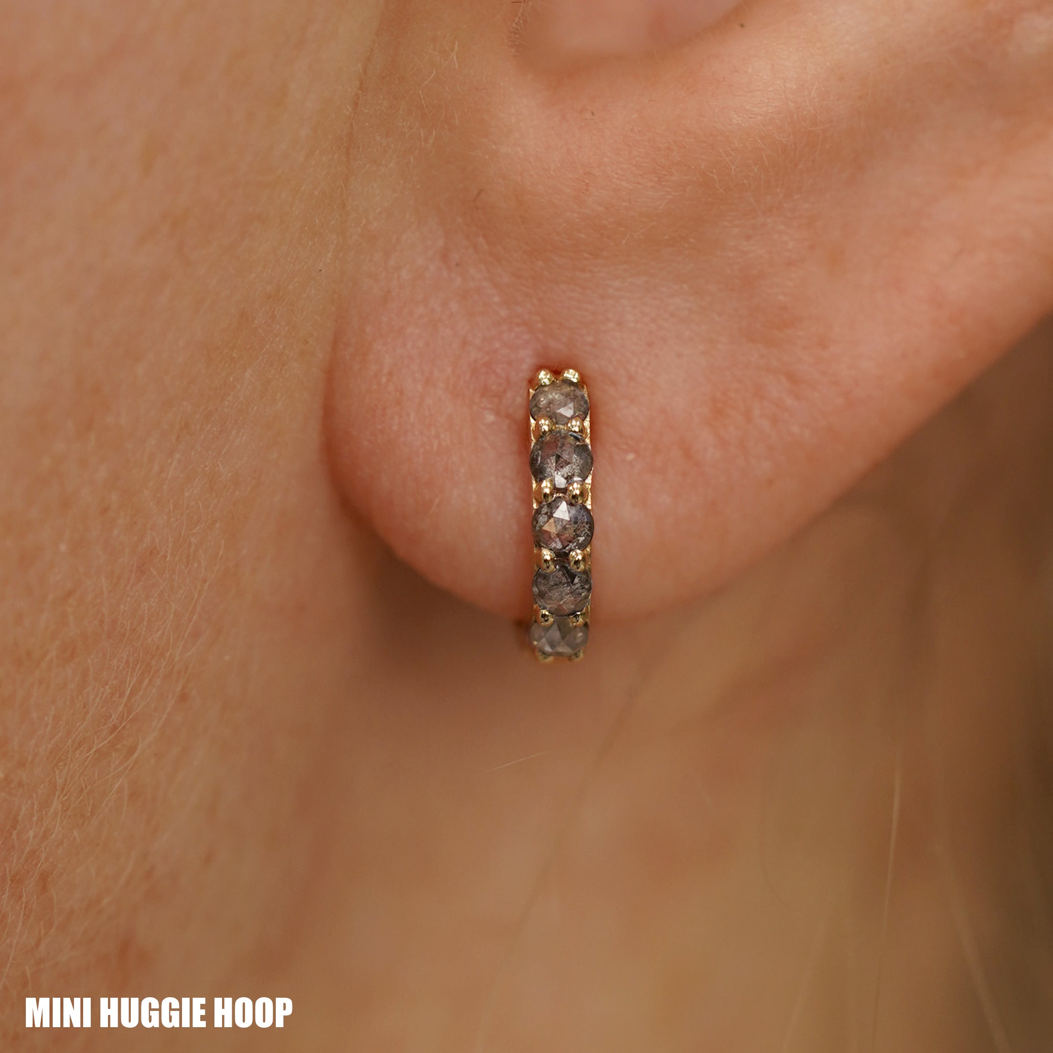 Salt and Pepper Diamond Huggie Hoop、mySite、hinf8tx79