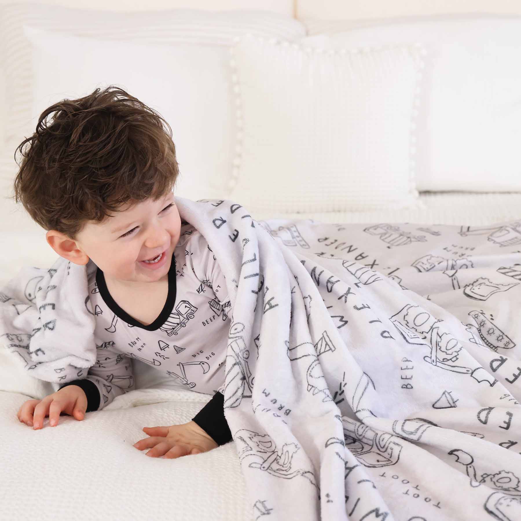  Doodle Dozers Personalized Kids Blanket、mySite、layawaytickets