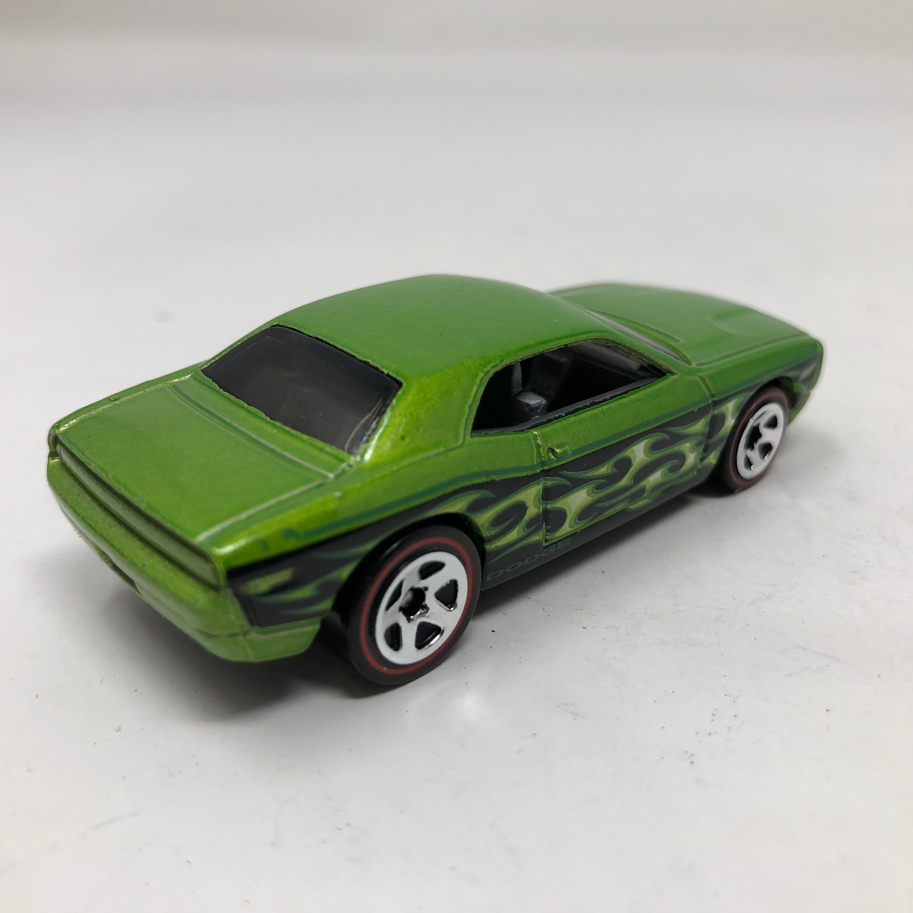 Dodge Challenger w/ Redline Tires * Hot Wheels 1:64 scale Loose Diecast、mySite、hgirdovlk