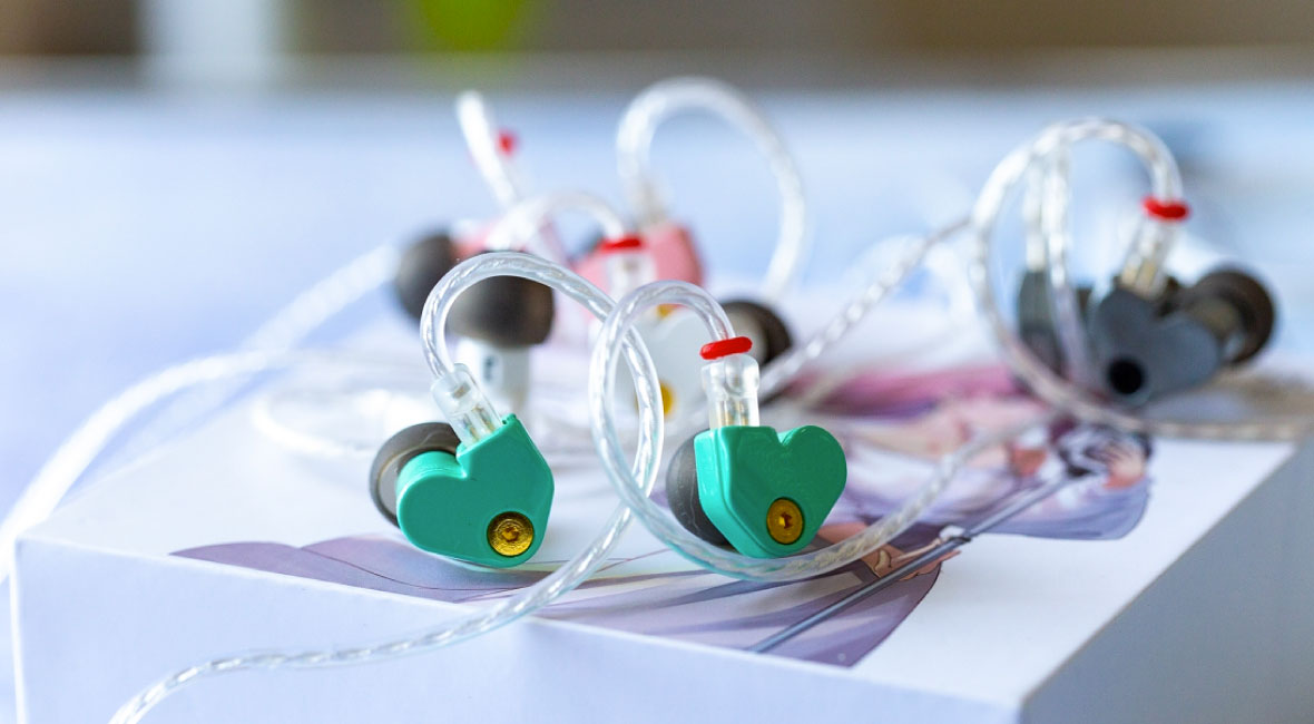 Headphone-Zone-Moondrop-SSR
