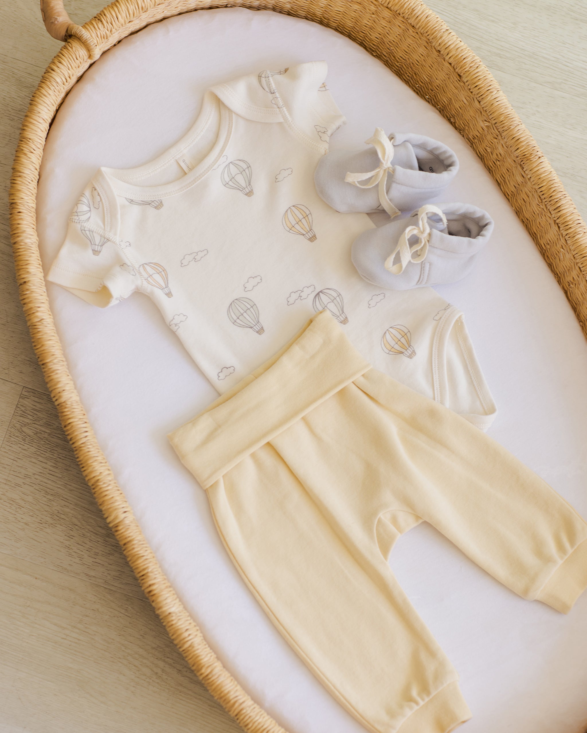  Short Sleeve Bodysuit, 2 Pack || Hot Air Balloons, Yellow Stripe、mySite、layawaytickets