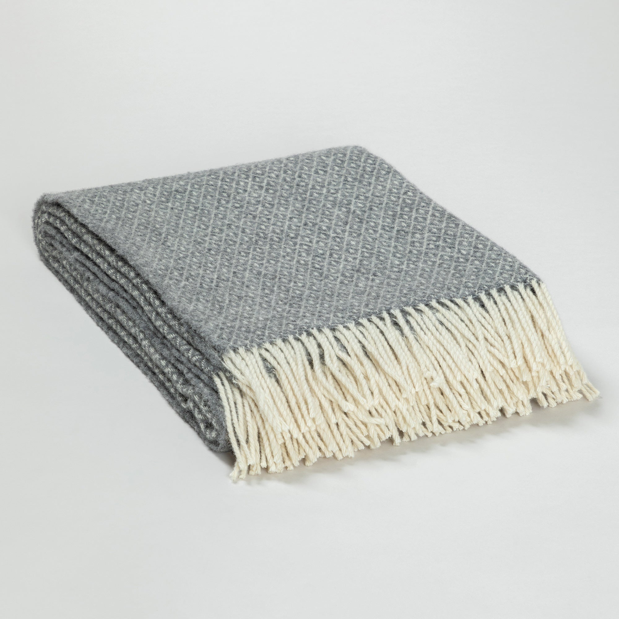 Ukrainian 100% Wool Fringed Throw Blanket、mySite、camillekostekn