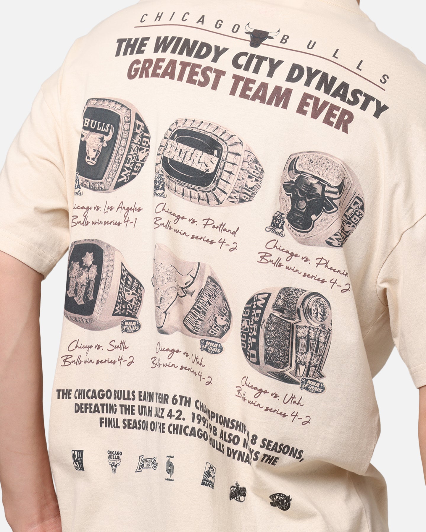 Mitchell & Ness Chicago Bulls Greatest Team T-Shirt Pink、mySite、zt4zffjzw