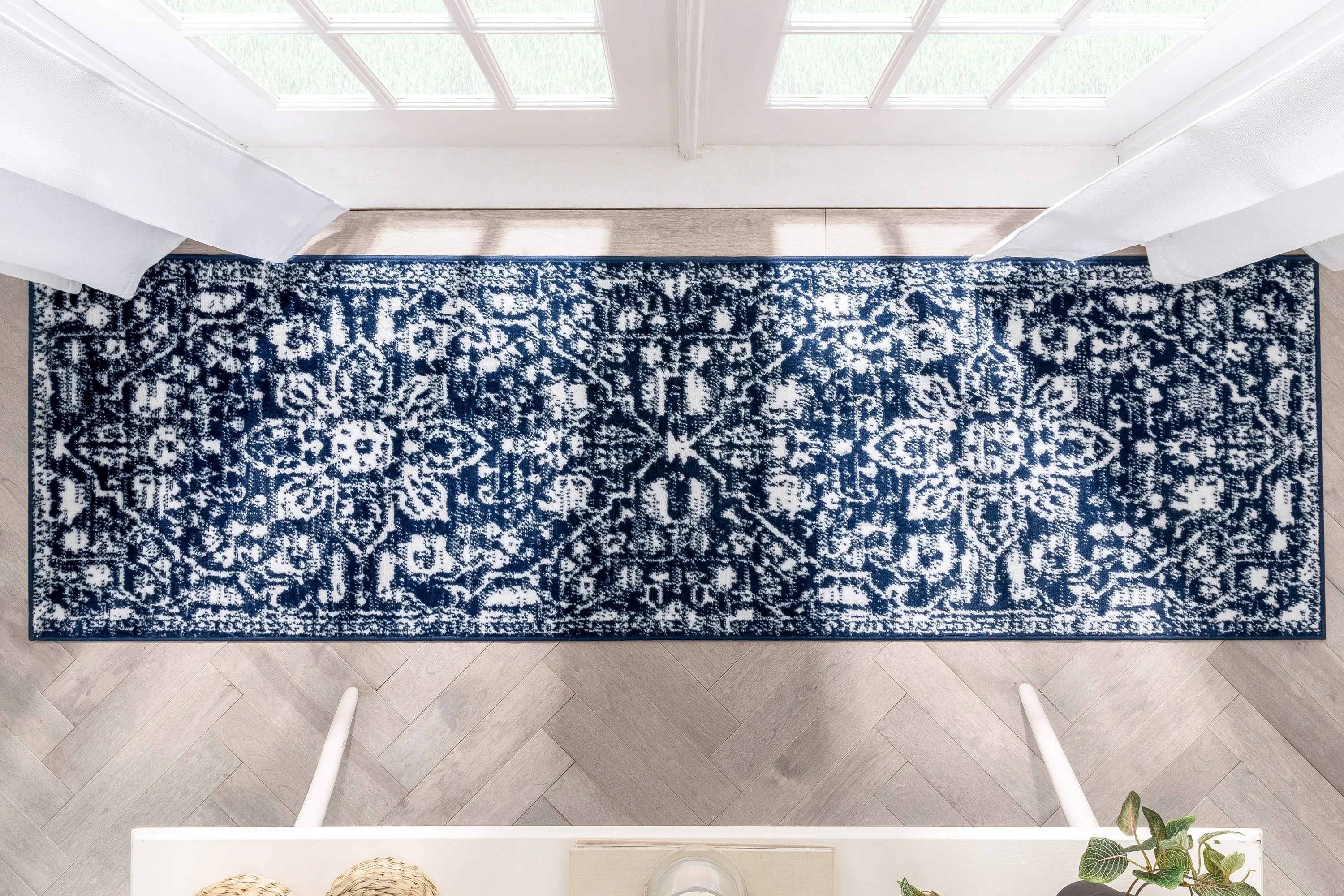Disa Vintage Medallion Dark Blue Soft Rug By Chill Rugs、mySite、gigharbornorthrealestate