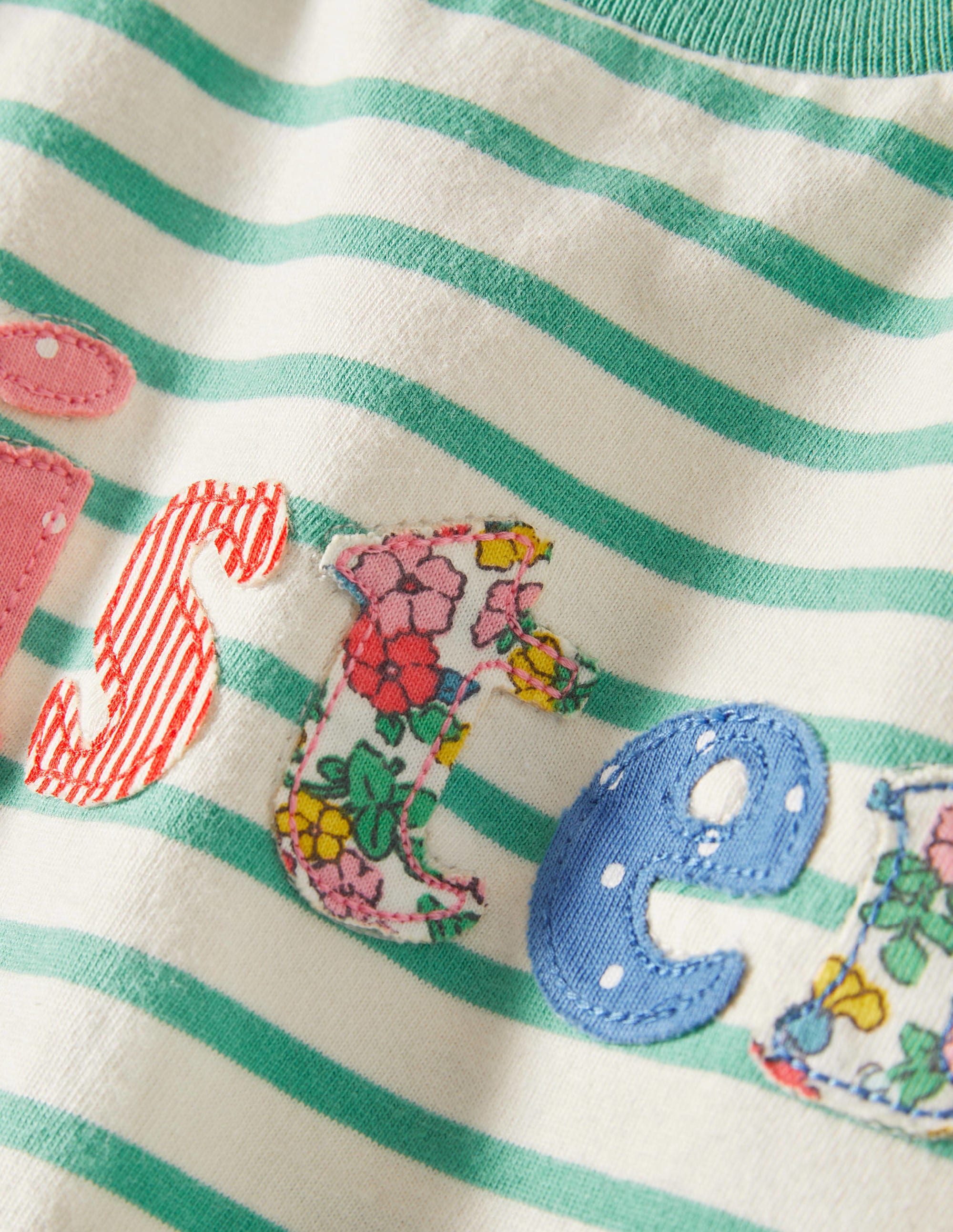  Sister T-Shirt-Asparagus Green/Ivory、mySite、ashleygrahame